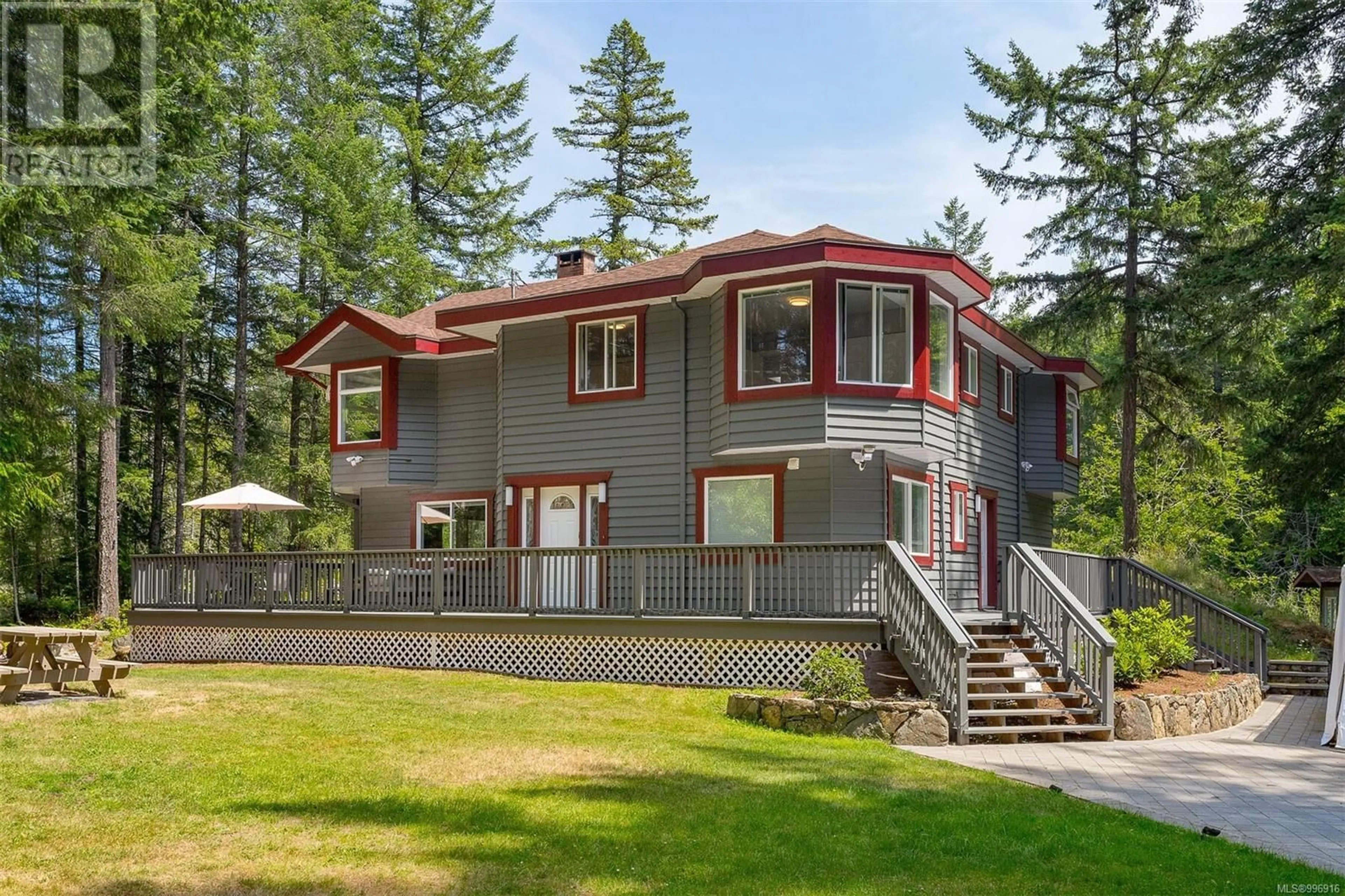 Home with vinyl exterior material, unknown for 3380 WOODRIDGE PLACE, Highlands British Columbia V9E1C8