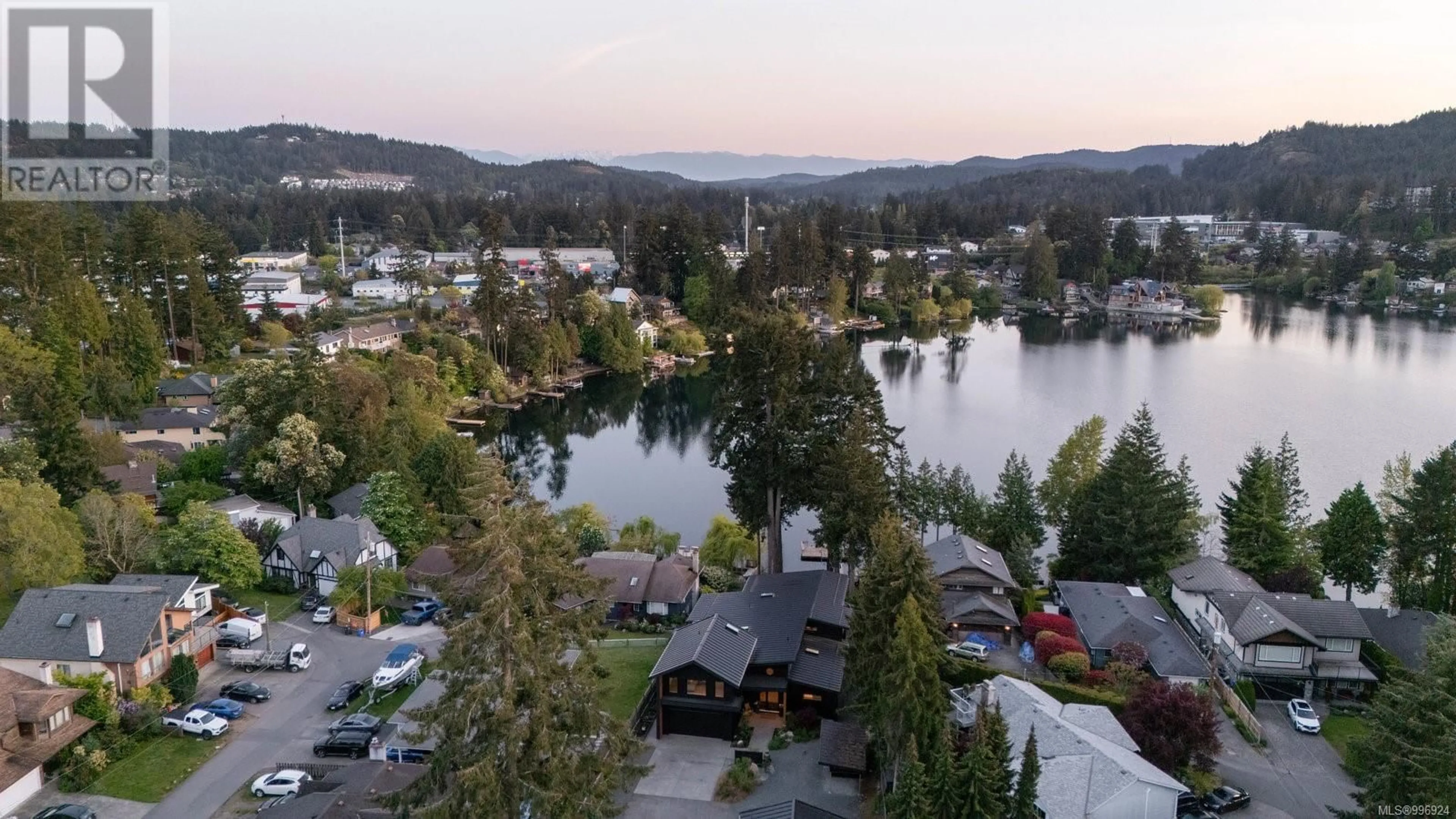 A pic from outside/outdoor area/front of a property/back of a property/a pic from drone, water/lake/river/ocean view for 2814 POWERS LANE, Langford British Columbia V9B4Y3