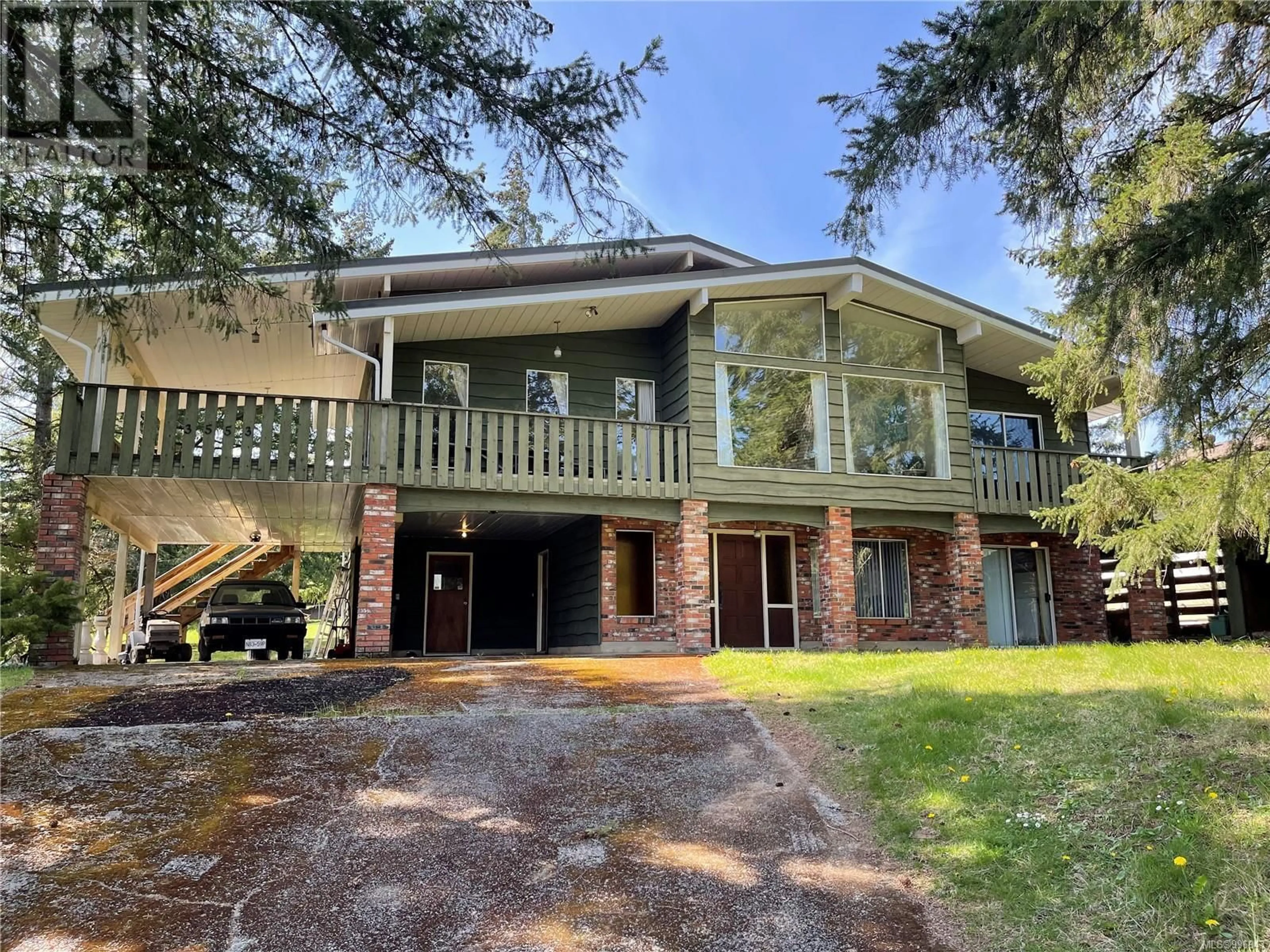 A pic from outside/outdoor area/front of a property/back of a property/a pic from drone, unknown for 3553 MARKHAM ROAD, Port Alberni British Columbia V9Y8T1