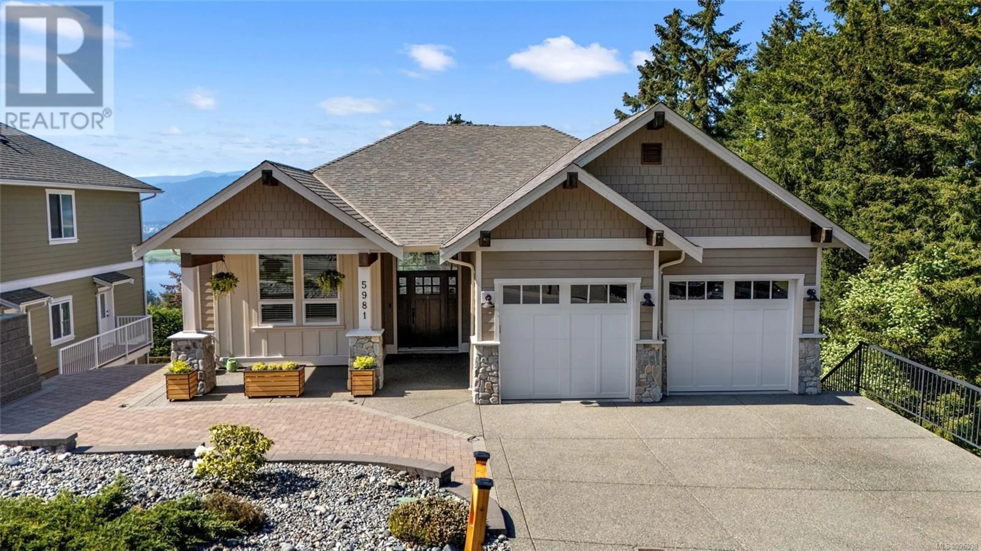 Home with vinyl exterior material, street for 5981 SALISH ROAD, Duncan British Columbia V9L0B3