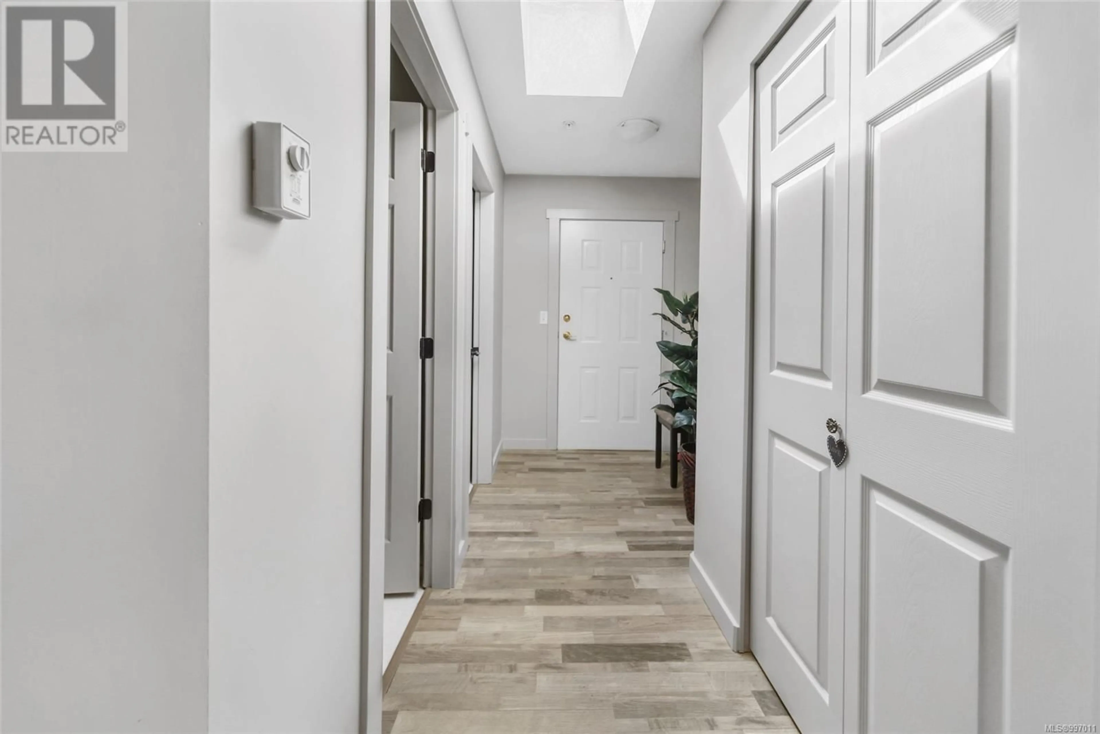Indoor entryway for 411 - 3855 11TH AVENUE, Port Alberni British Columbia V9Y4Z2