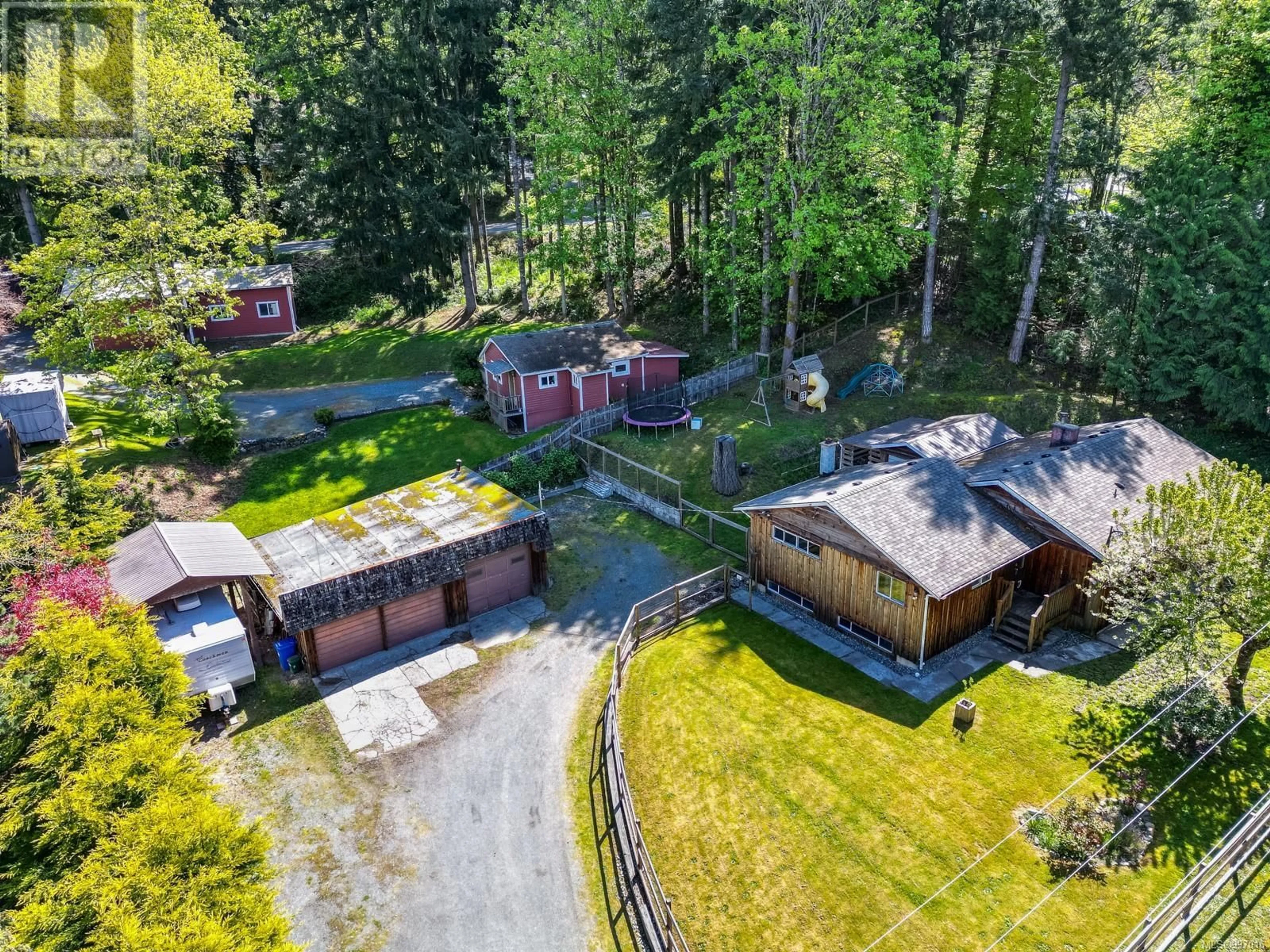 A pic from outside/outdoor area/front of a property/back of a property/a pic from drone, unknown for 2681 HEALD ROAD, Shawnigan Lake British Columbia V0R2W0
