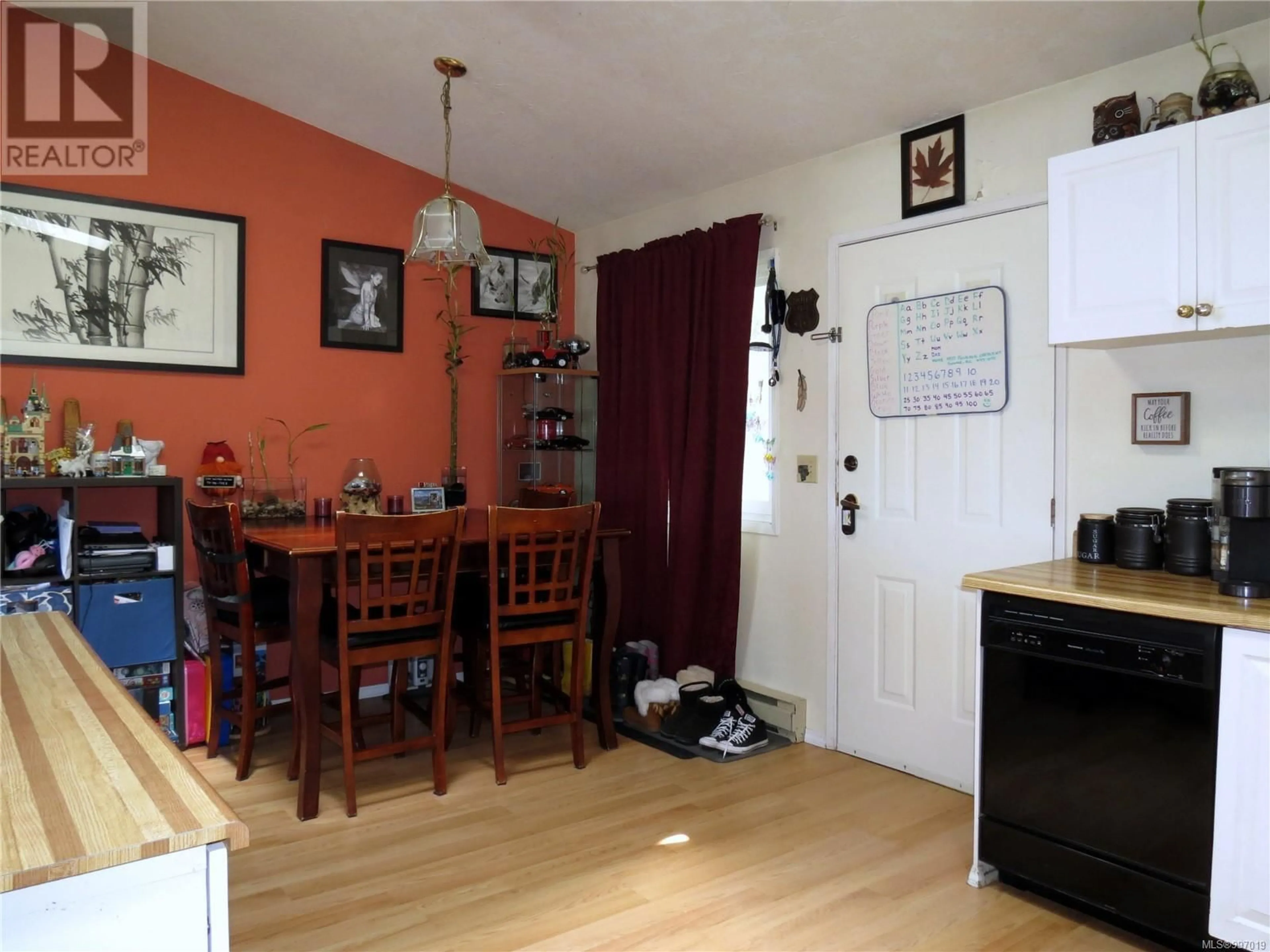 A pic of a room for 1937 POWLIUK CRESCENT, Sooke British Columbia V9Z0P6
