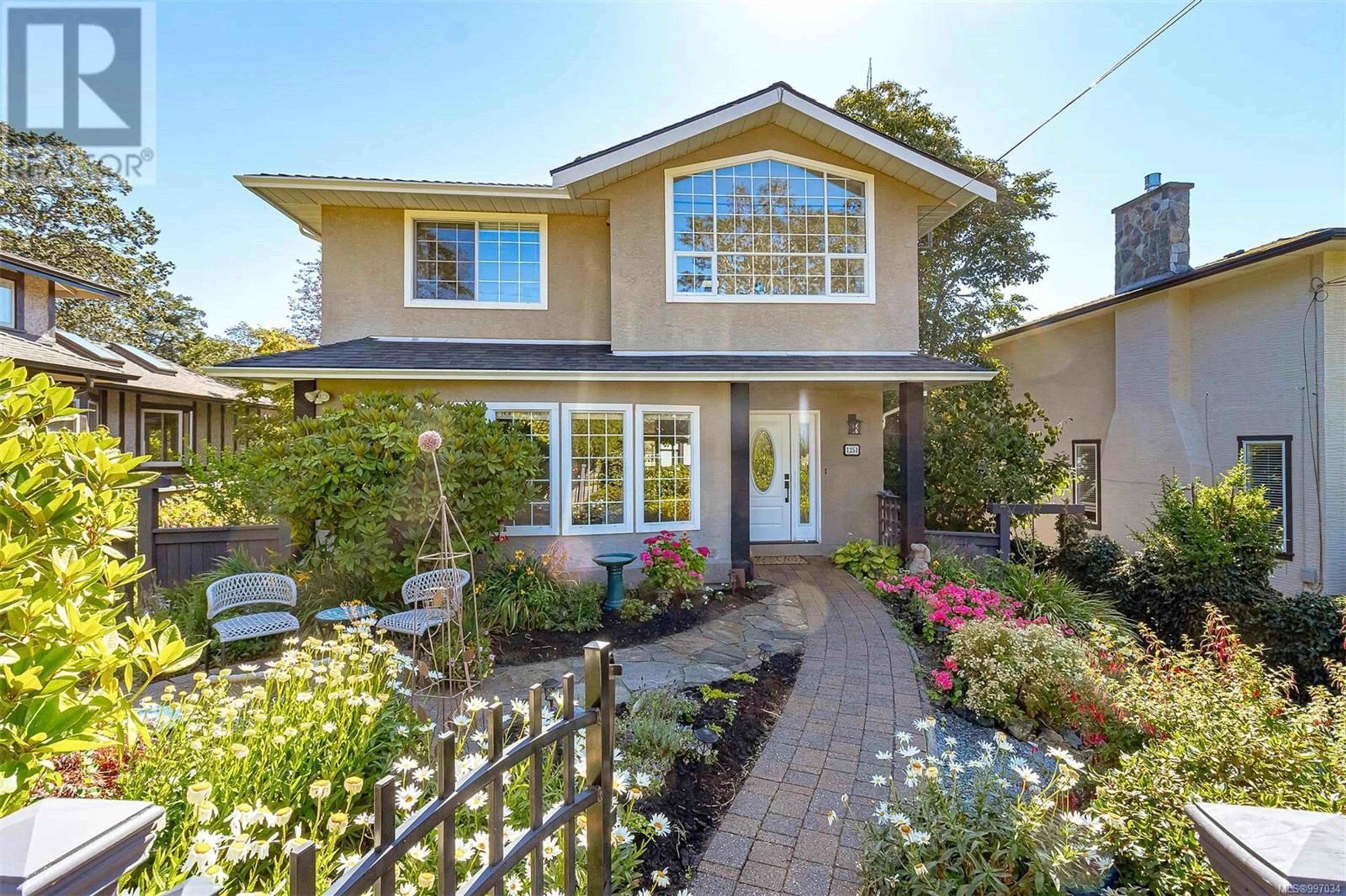 Unknown for 1251 ROSLYN ROAD, Oak Bay British Columbia V8S4R7