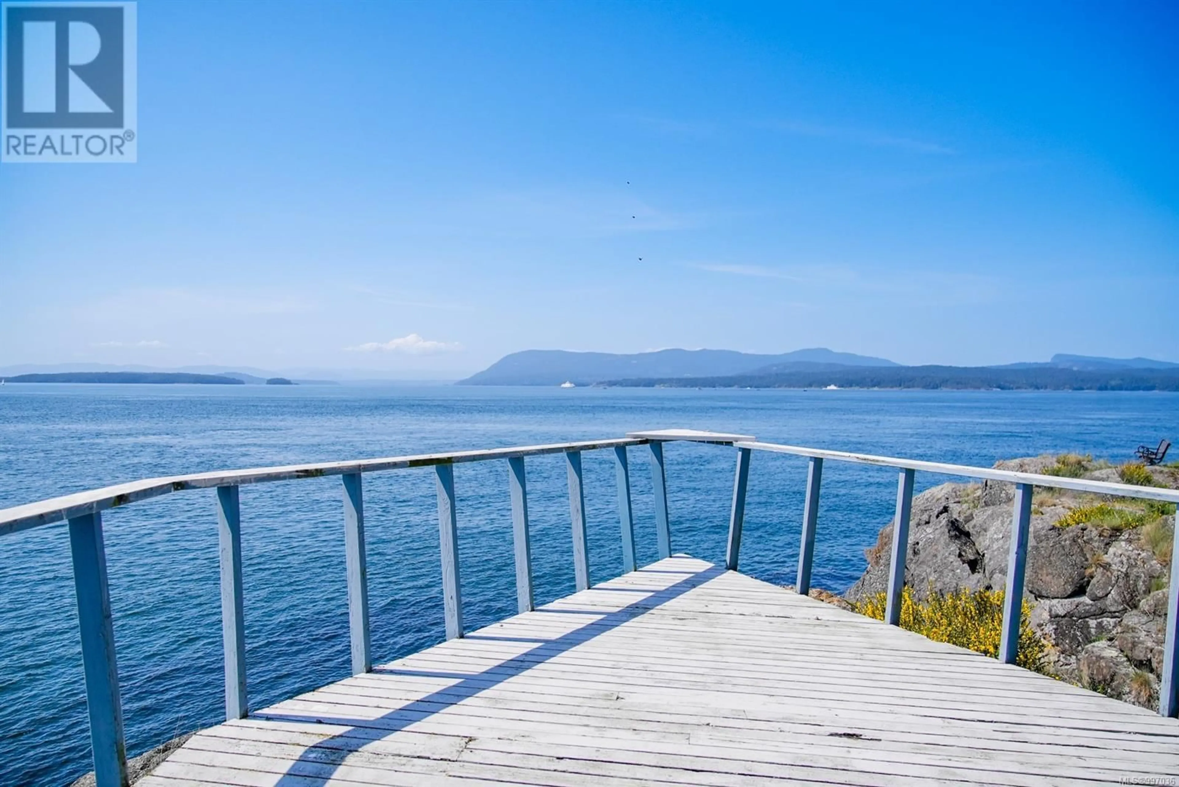 Patio, water/lake/river/ocean view for 2715 ANCHOR WAY, Pender Island British Columbia V0N2M2