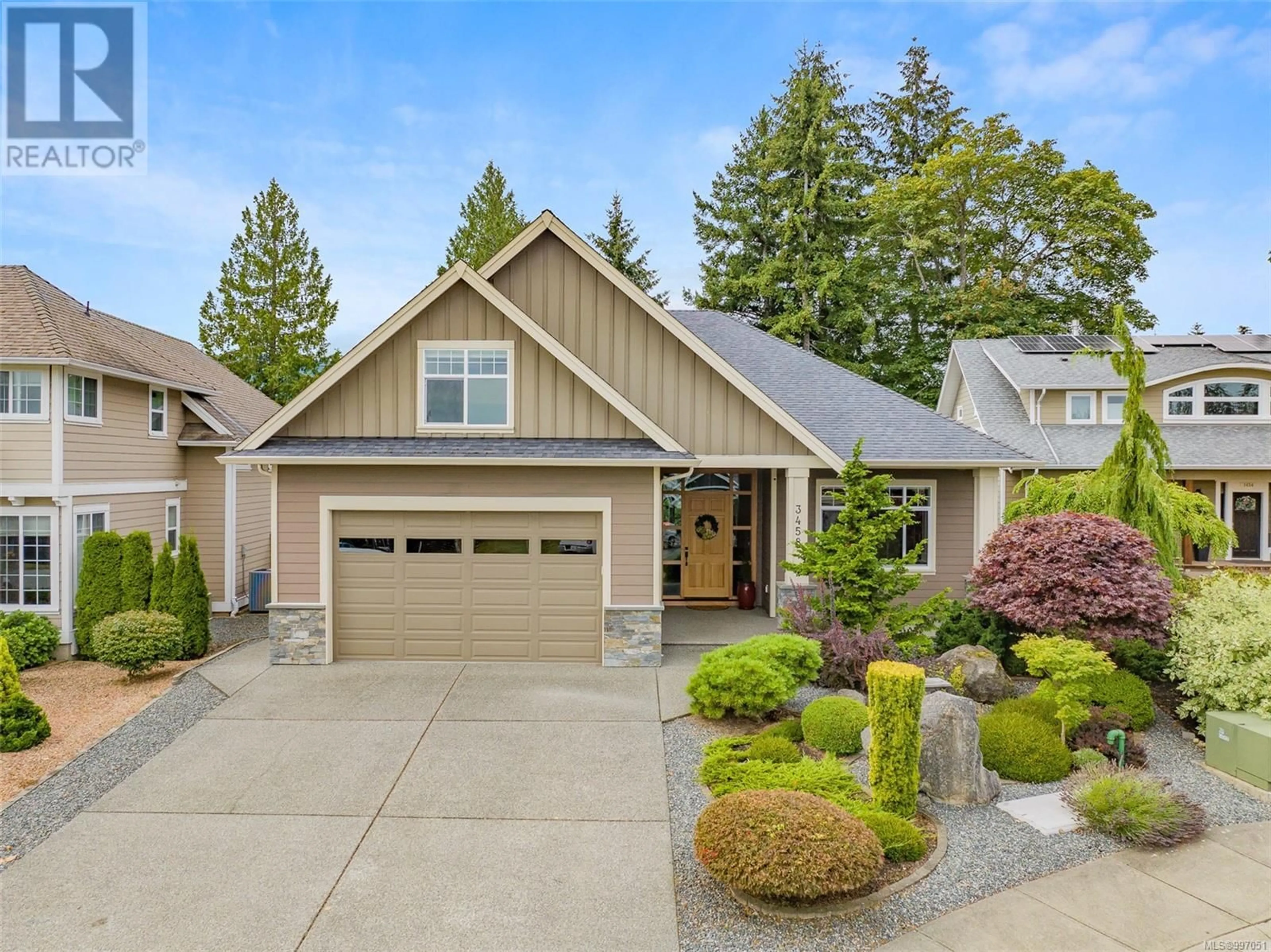Home with vinyl exterior material, street for 3458 SANTA FE PLACE, Nanaimo British Columbia V9T0A6