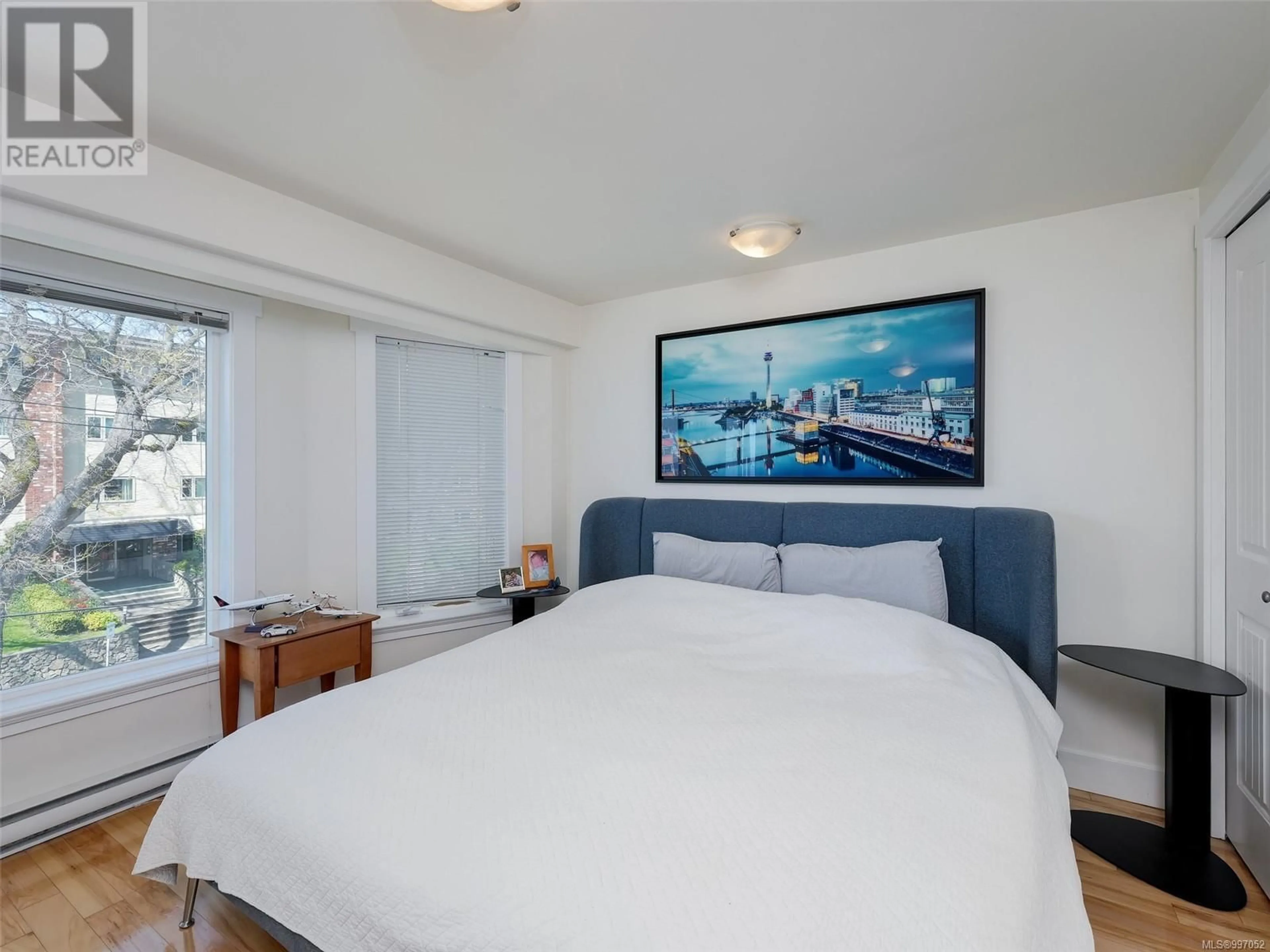 A pic of a room for 402 DALLAS ROAD, Victoria British Columbia V8N1B8