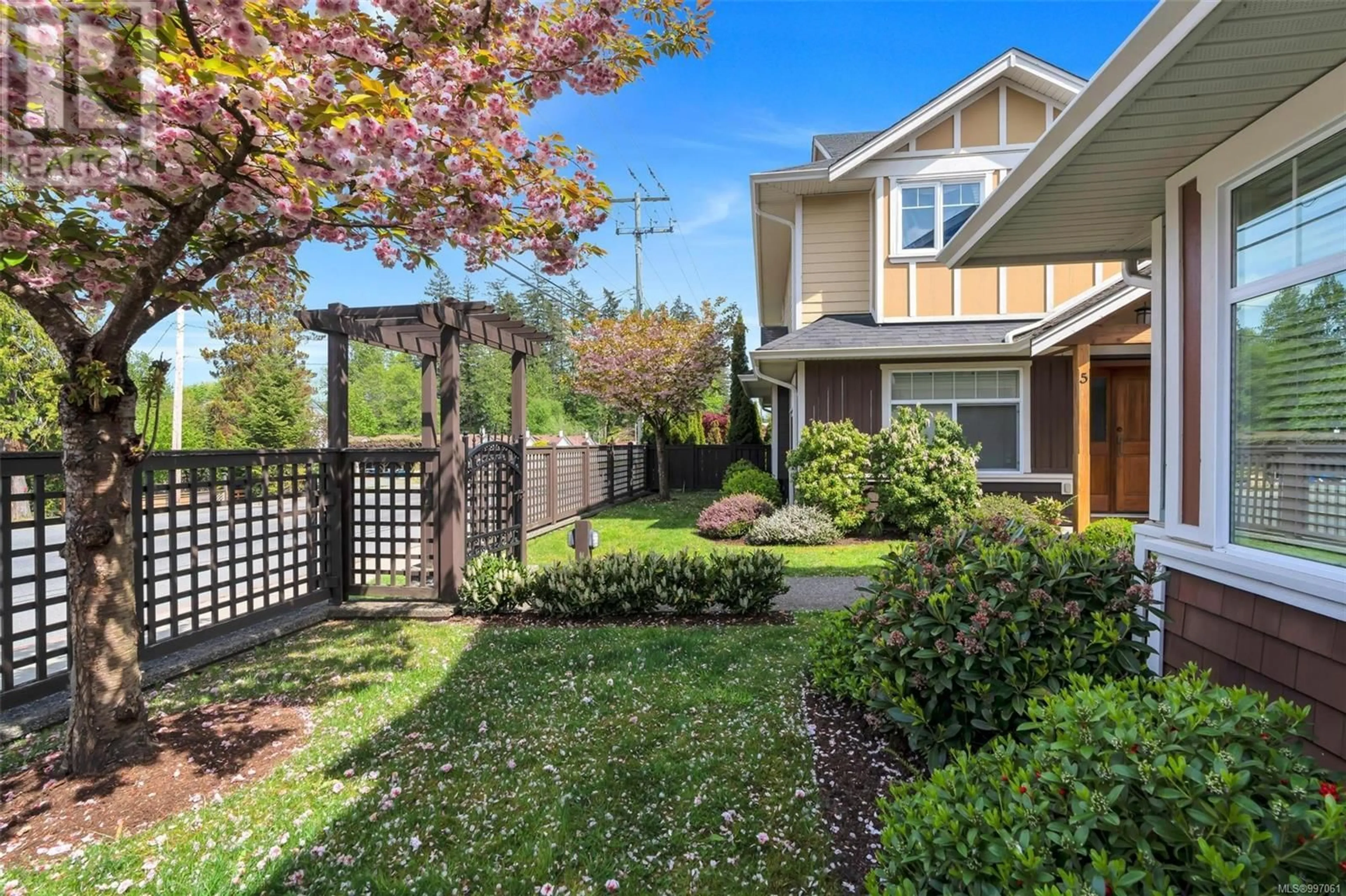Patio, street for 4 - 3050 SHERMAN ROAD, Duncan British Columbia V9L0E4