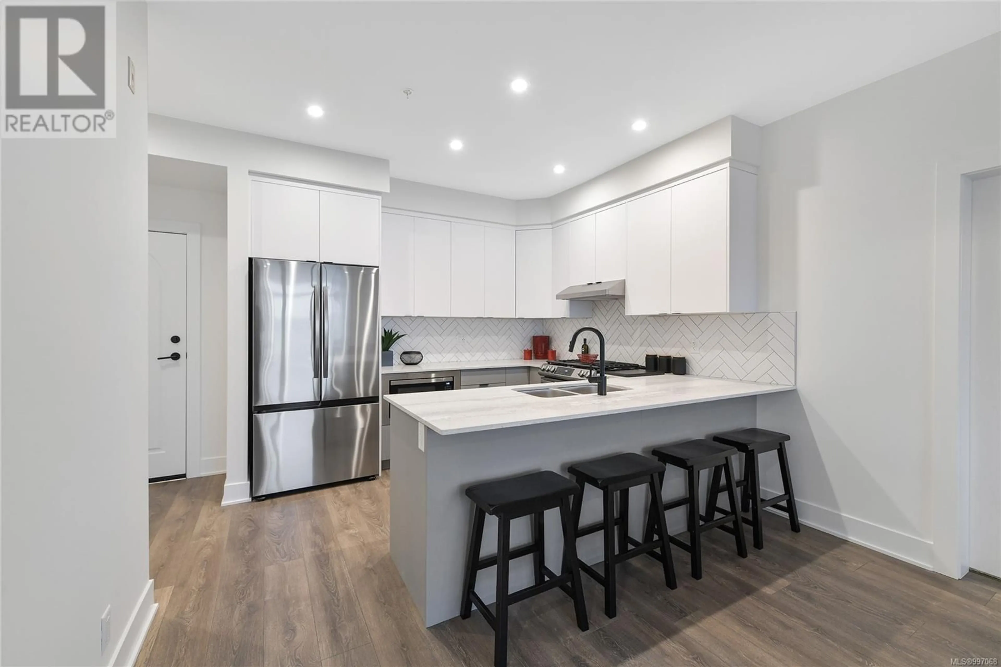Open concept kitchen, unknown for 301 - 1110 SAMAR CRESCENT, Langford British Columbia V9B7C5