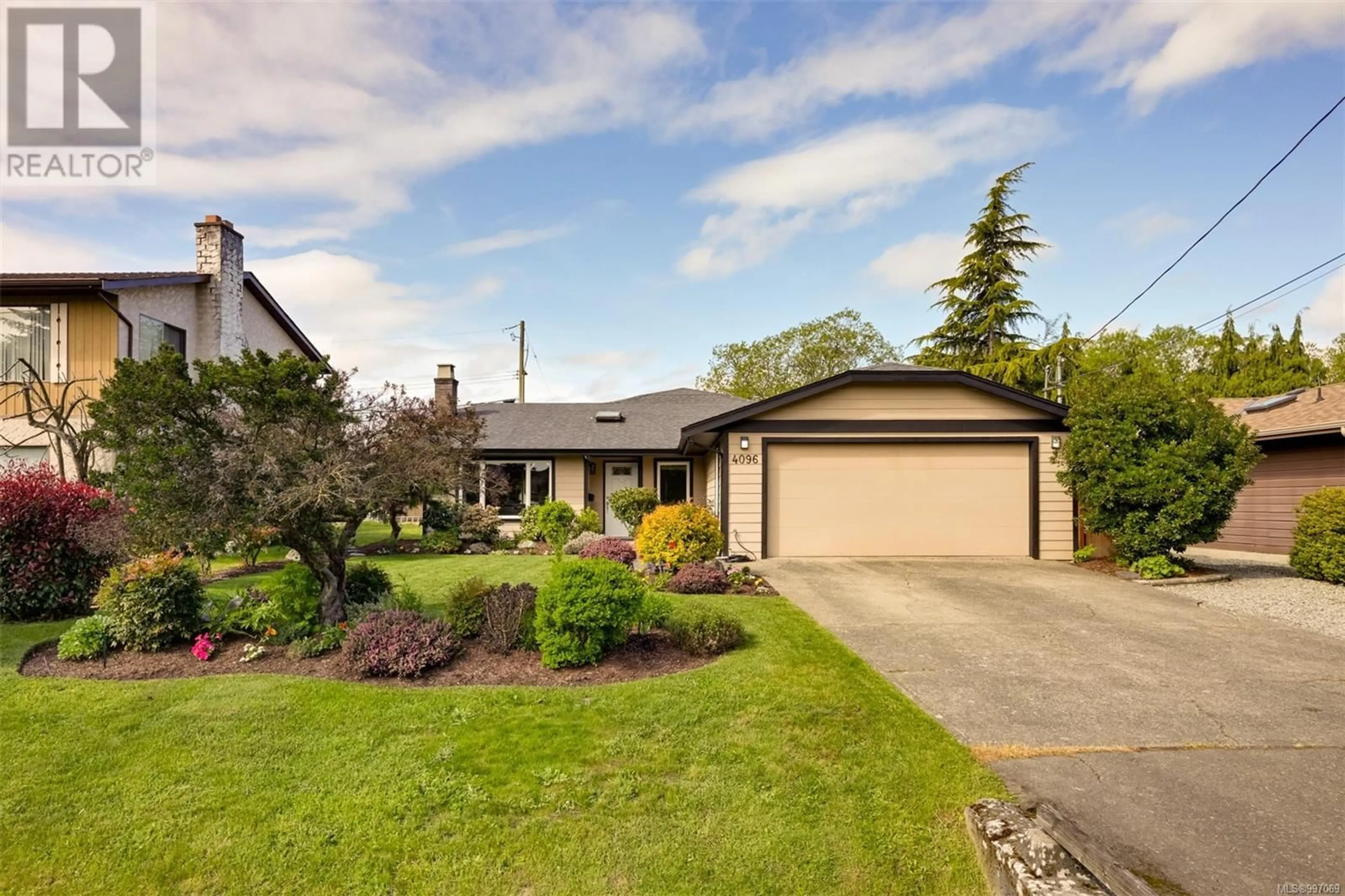 Unknown for 4096 INTERURBAN ROAD, Saanich British Columbia V8Z4W7
