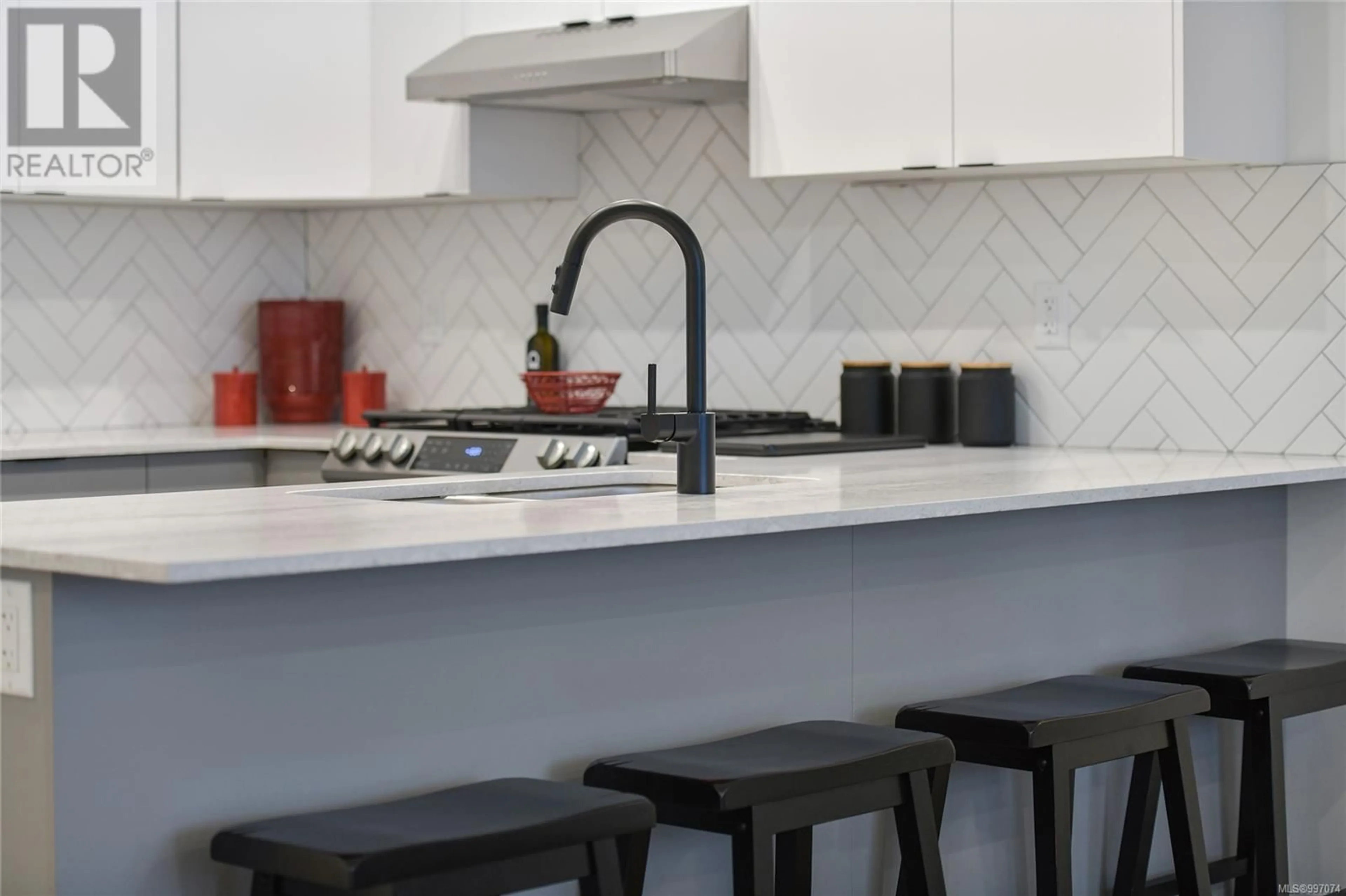 Contemporary kitchen, ceramic/tile floor for 303 - 1110 SAMAR CRESCENT, Langford British Columbia V9B7C5