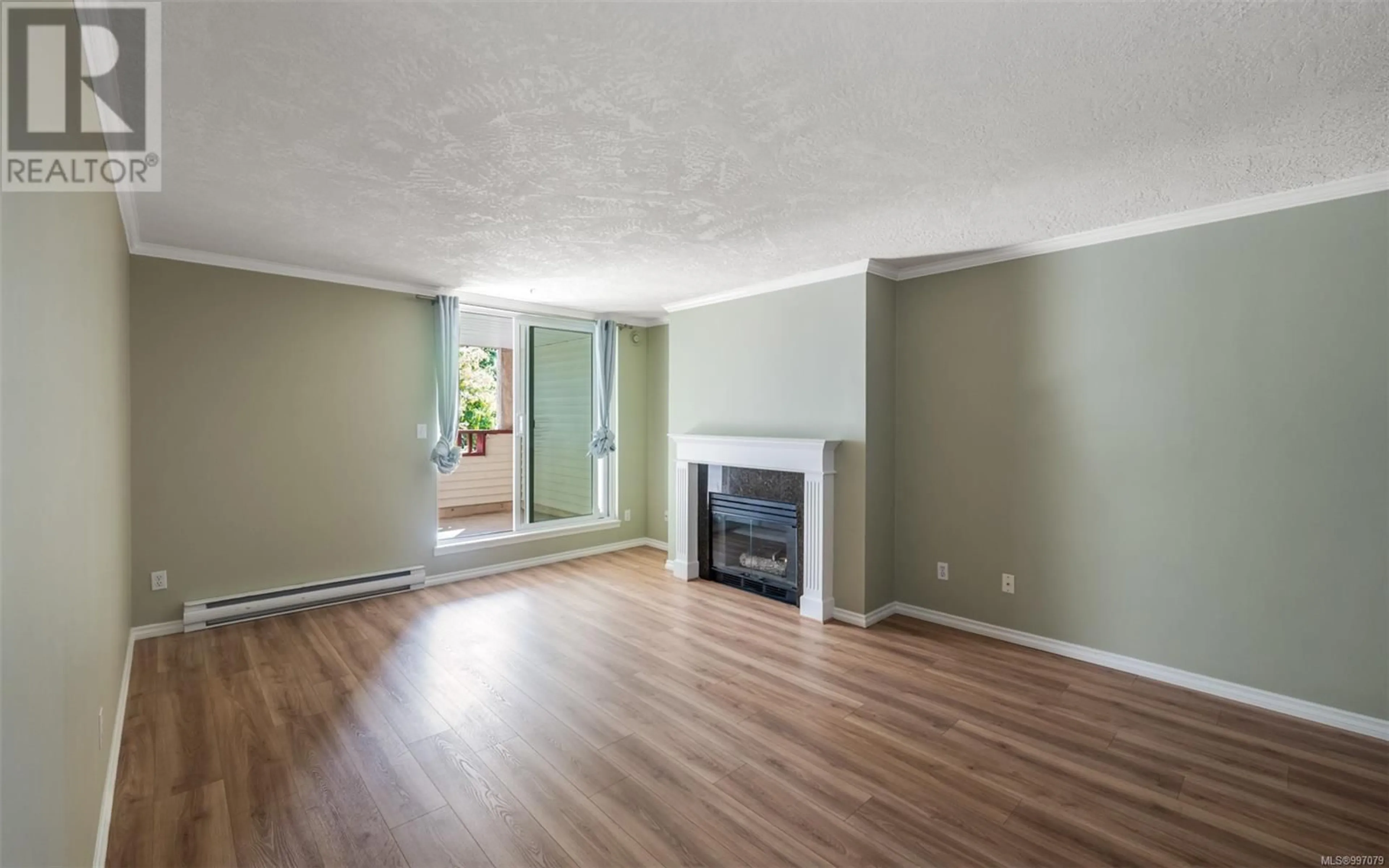 A pic of a room for 208 - 2511 QUADRA STREET, Victoria British Columbia V8T4E1