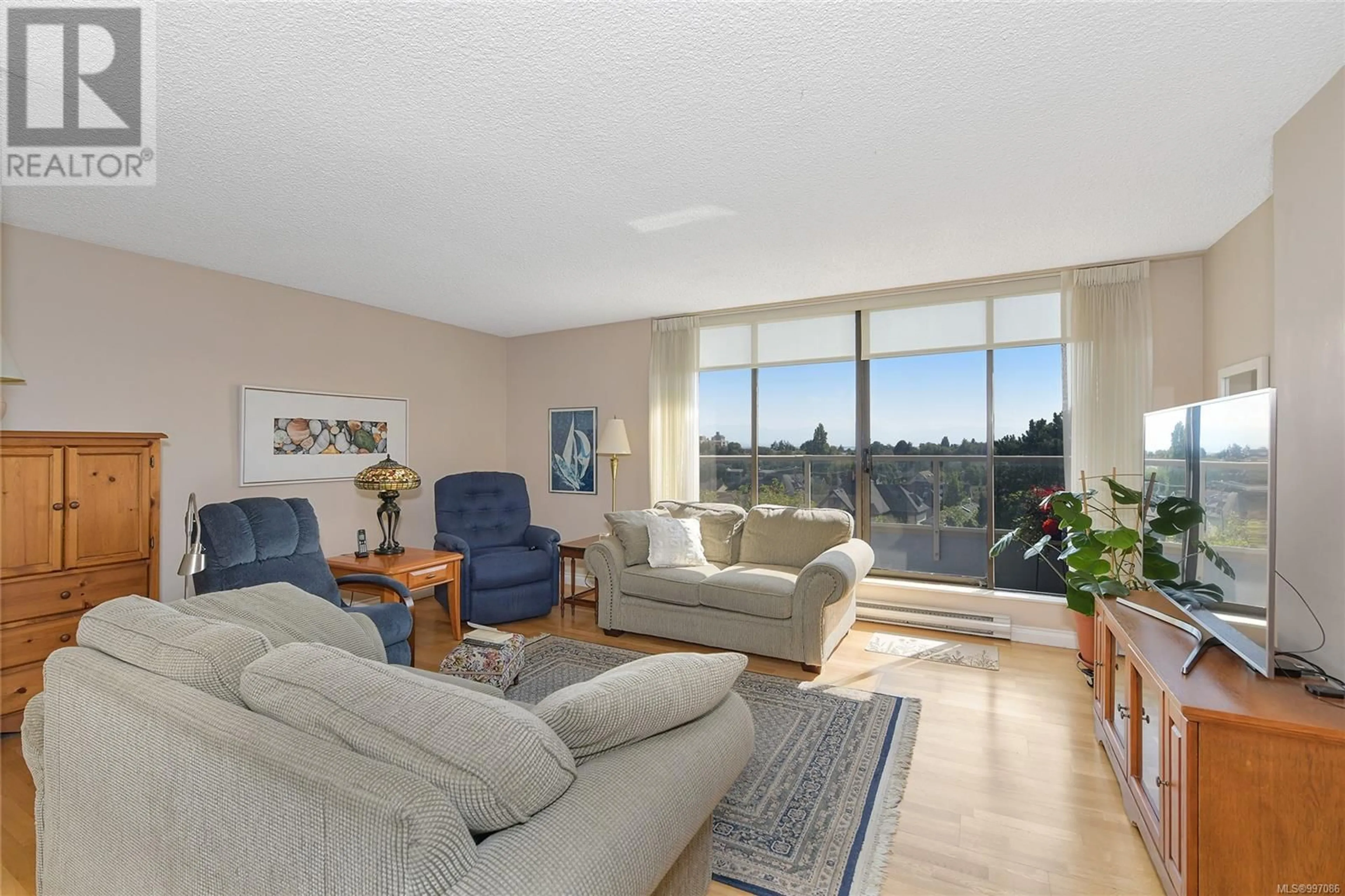 Living room with furniture, unknown for 612 - 225 BELLEVILLE STREET, Victoria British Columbia V8V4T9