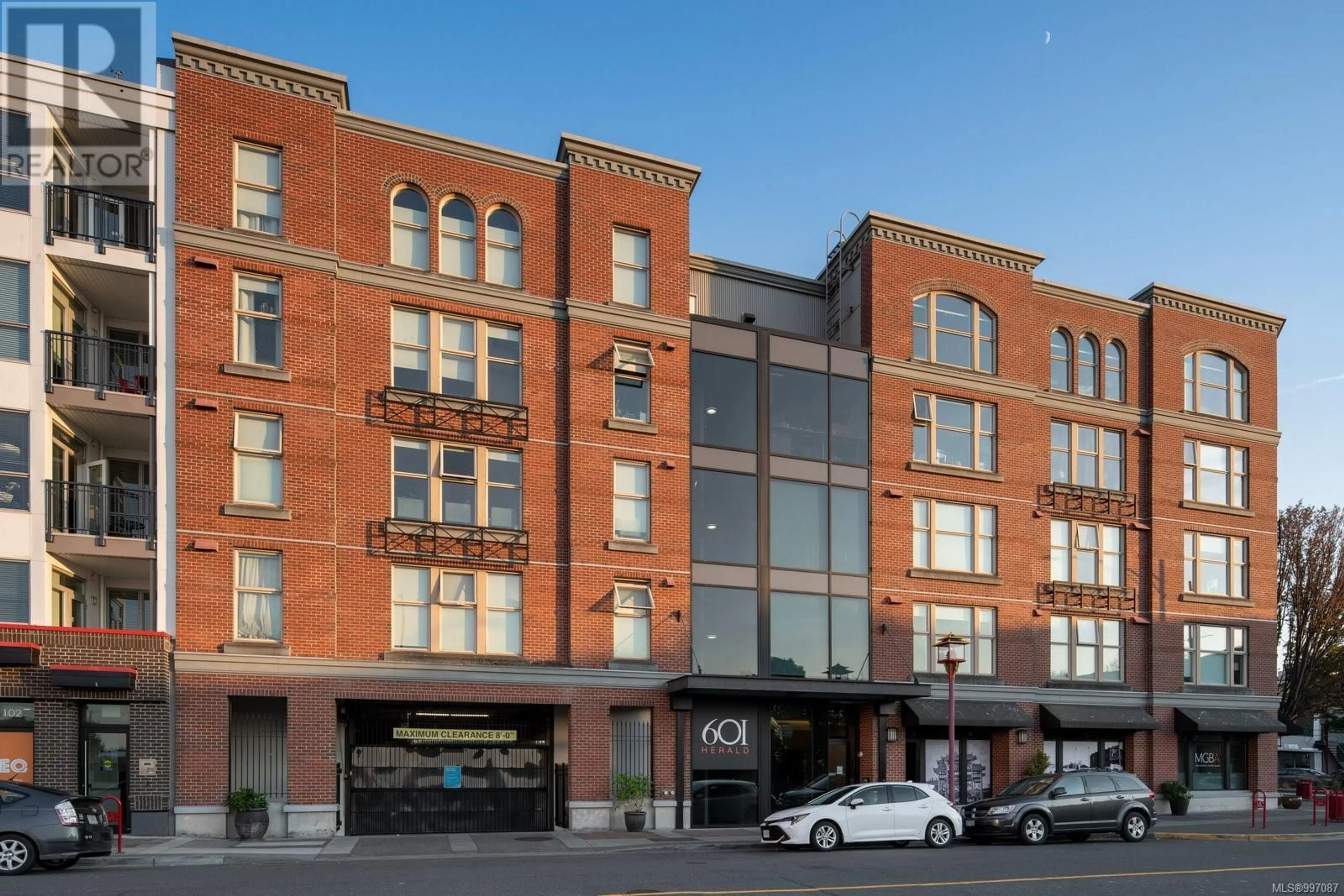 Unknown for 402 - 601 HERALD STREET, Victoria British Columbia V8W1S8