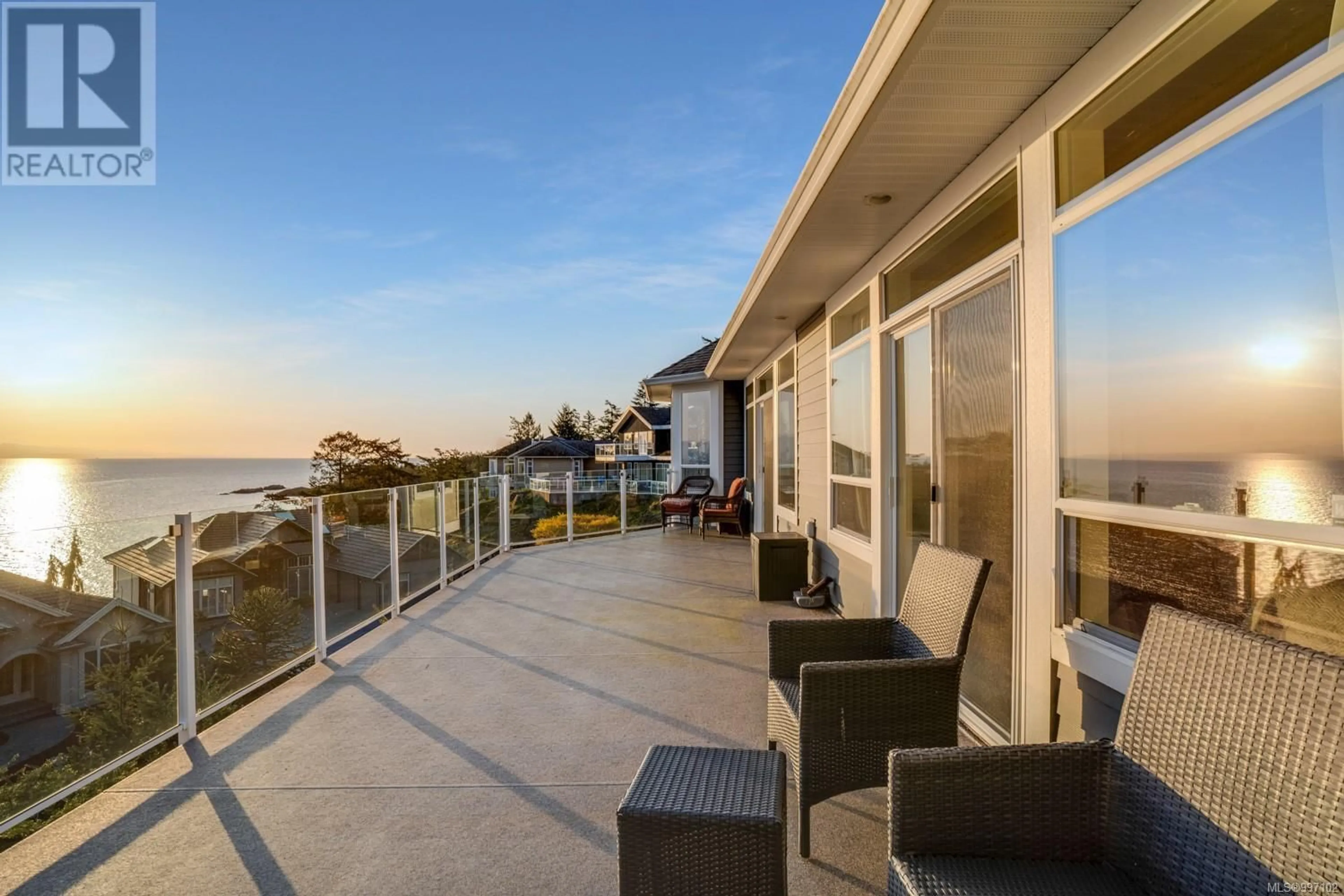 Patio, water/lake/river/ocean view for 4832 FILLINGER CRESCENT, Nanaimo British Columbia V9V1K1