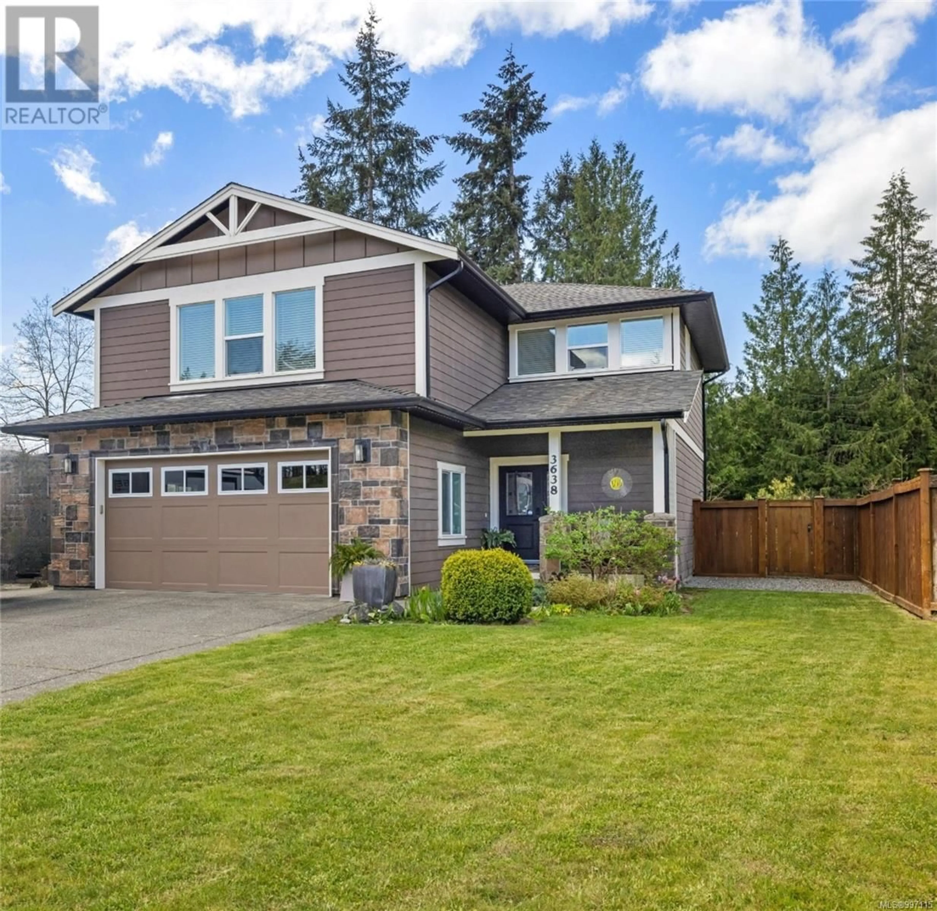 Home with vinyl exterior material, street for 3638 SOREN PLACE, Cobble Hill British Columbia V0R1L0