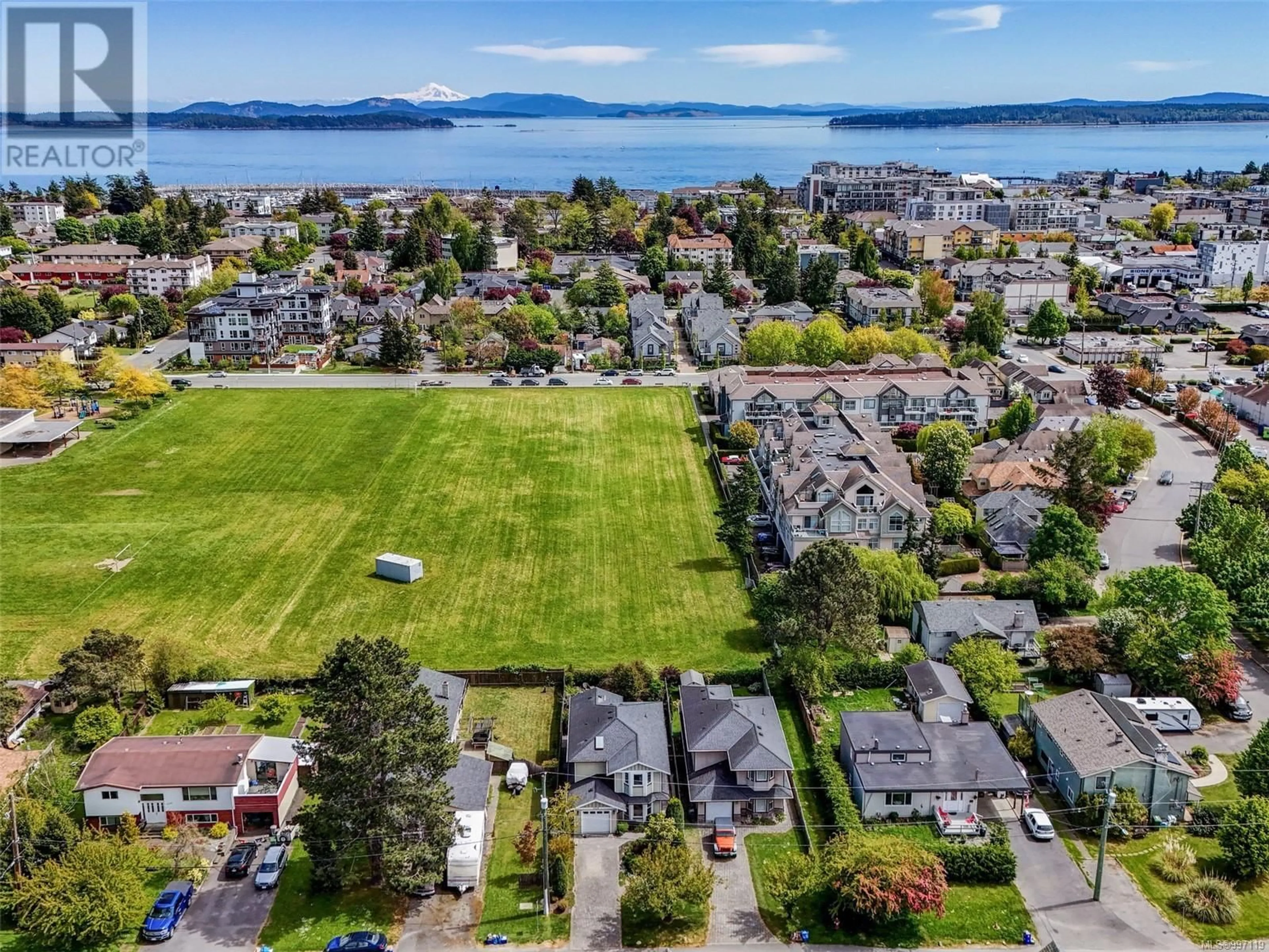 A pic from outside/outdoor area/front of a property/back of a property/a pic from drone, water/lake/river/ocean view for 2226 JAMES WHITE BOULEVARD, Sidney British Columbia V8L1Z4