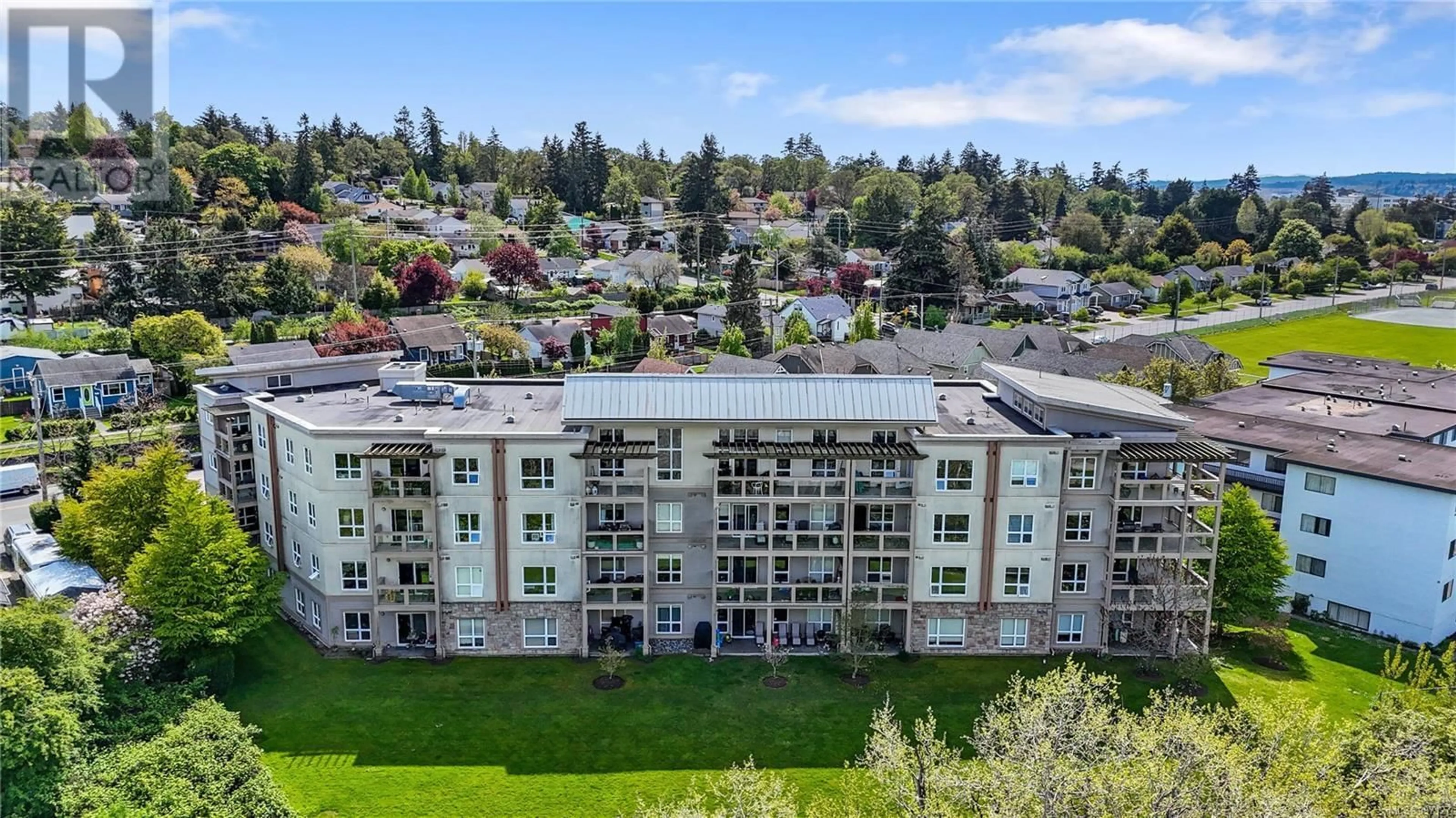 A pic from outside/outdoor area/front of a property/back of a property/a pic from drone, water/lake/river/ocean view for 404 - 1156 COLVILLE ROAD, Esquimalt British Columbia V9A4P7