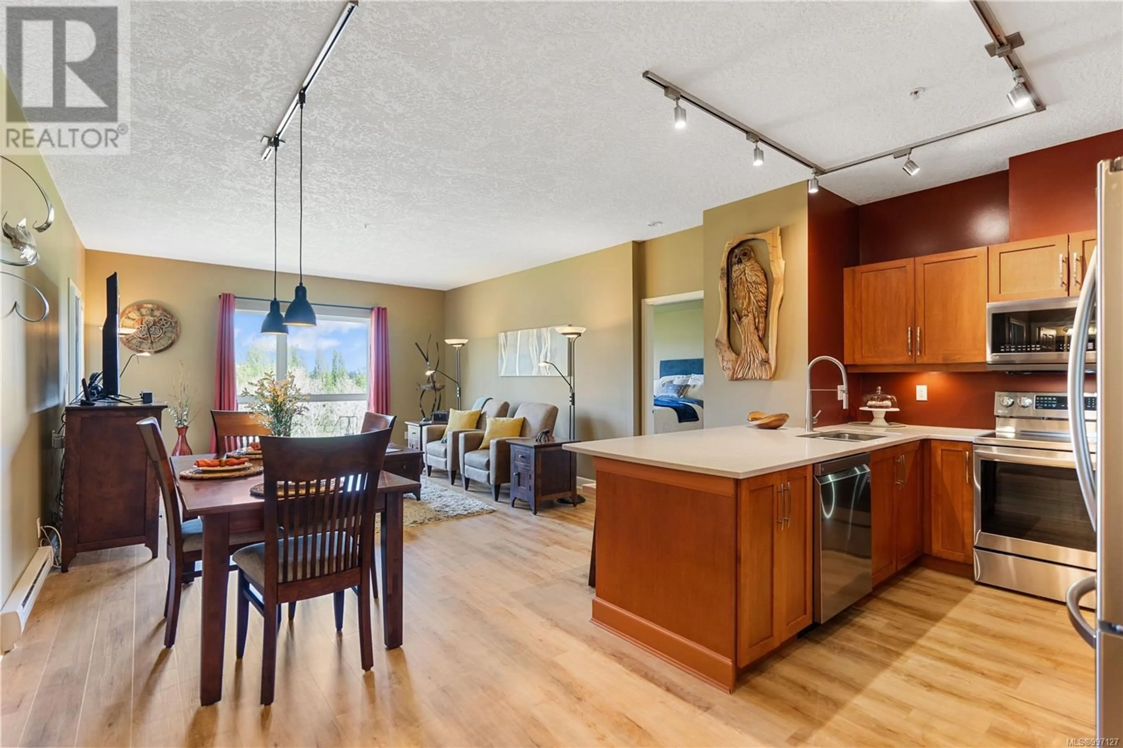 Open concept kitchen, unknown for 404 - 1156 COLVILLE ROAD, Esquimalt British Columbia V9A4P7