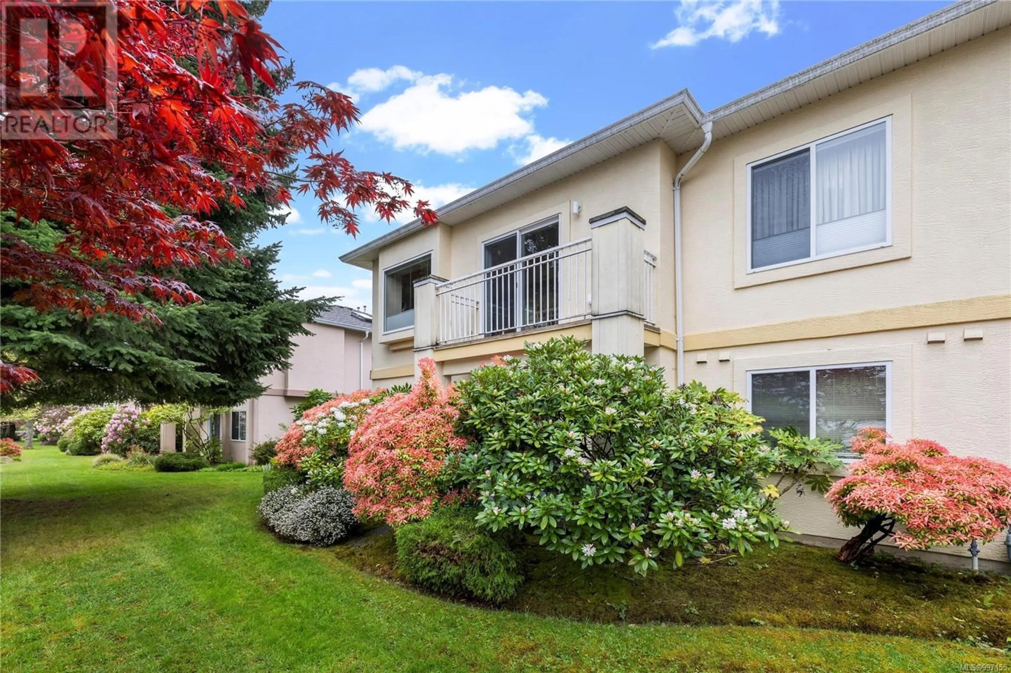 Patio, street for 6319 REDONDA PLACE, Nanaimo British Columbia V9V1S8