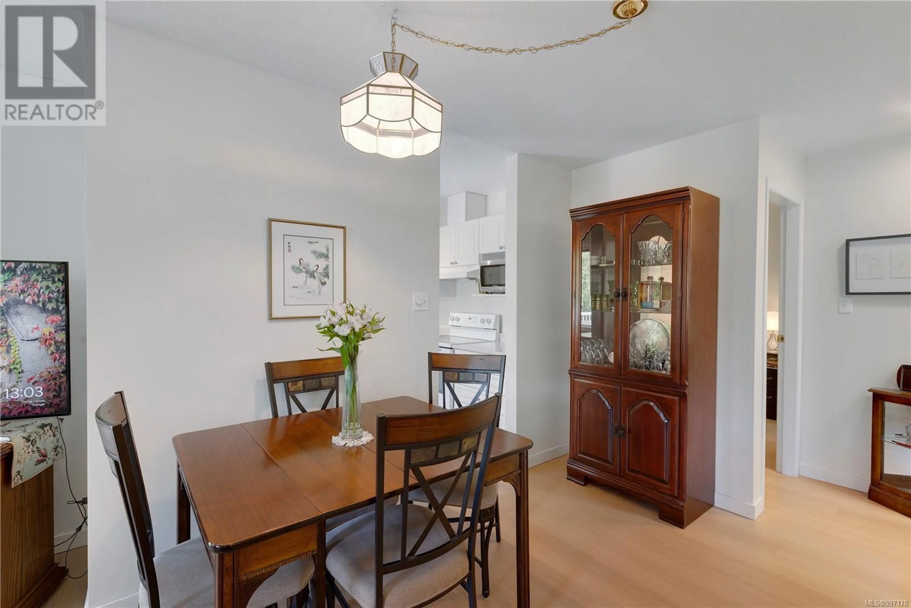 Dining room, wood/laminate floor for 205 - 440 SCHLEY PLACE, Qualicum Beach British Columbia V9K2M5