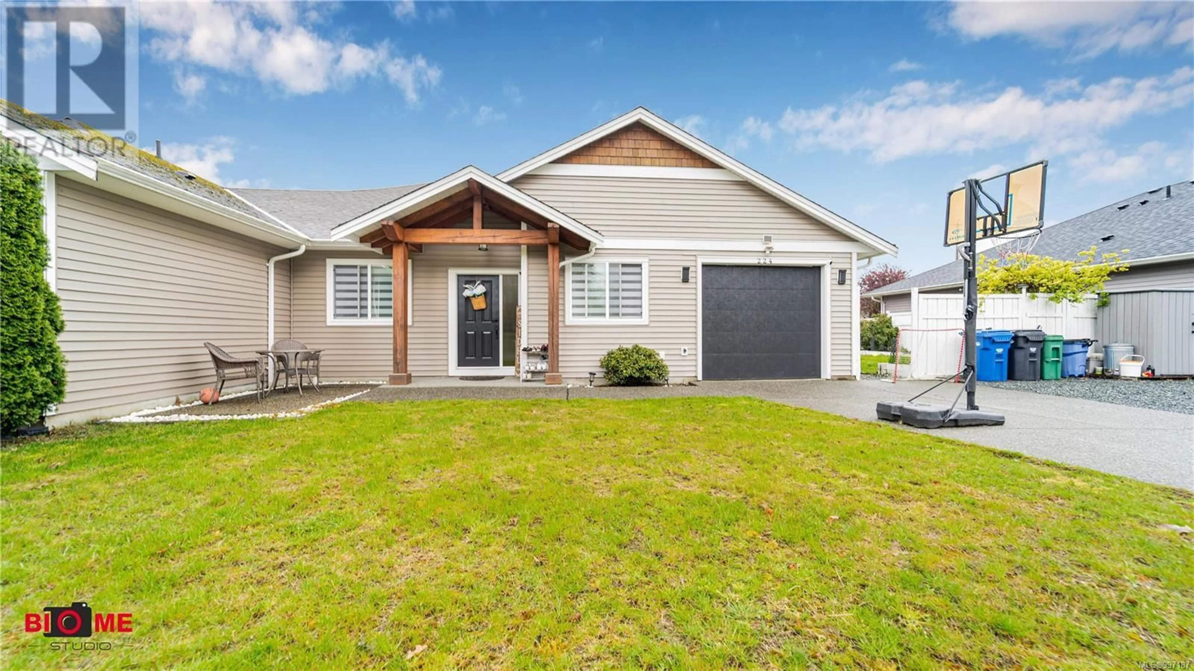 Home with vinyl exterior material, street for 224 SILVER VALLEY ROAD, Nanaimo British Columbia V9S2N2