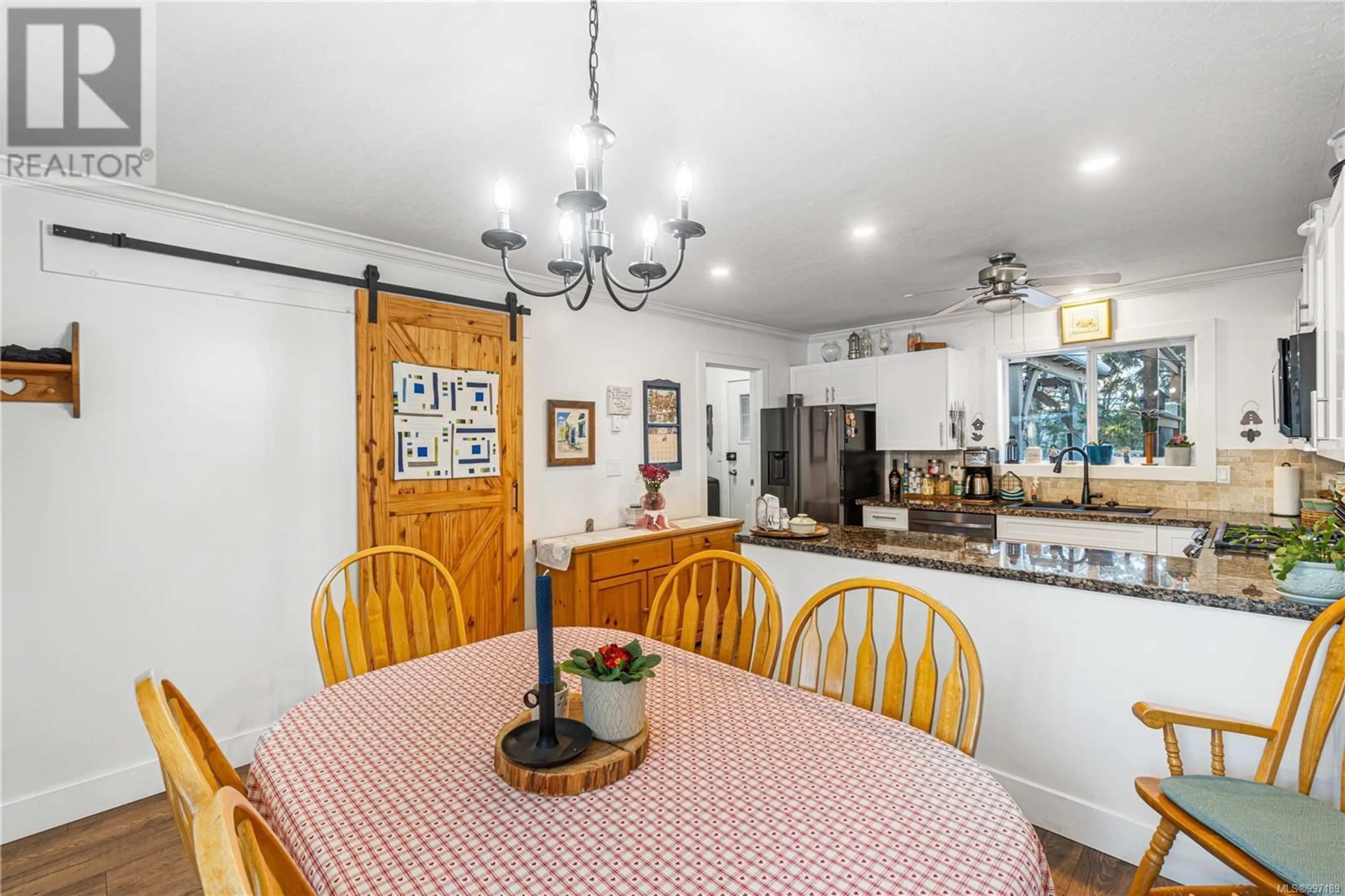 Dining room, ceramic/tile floor for 2516 LABIEUX ROAD, Nanaimo British Columbia V9T4L7