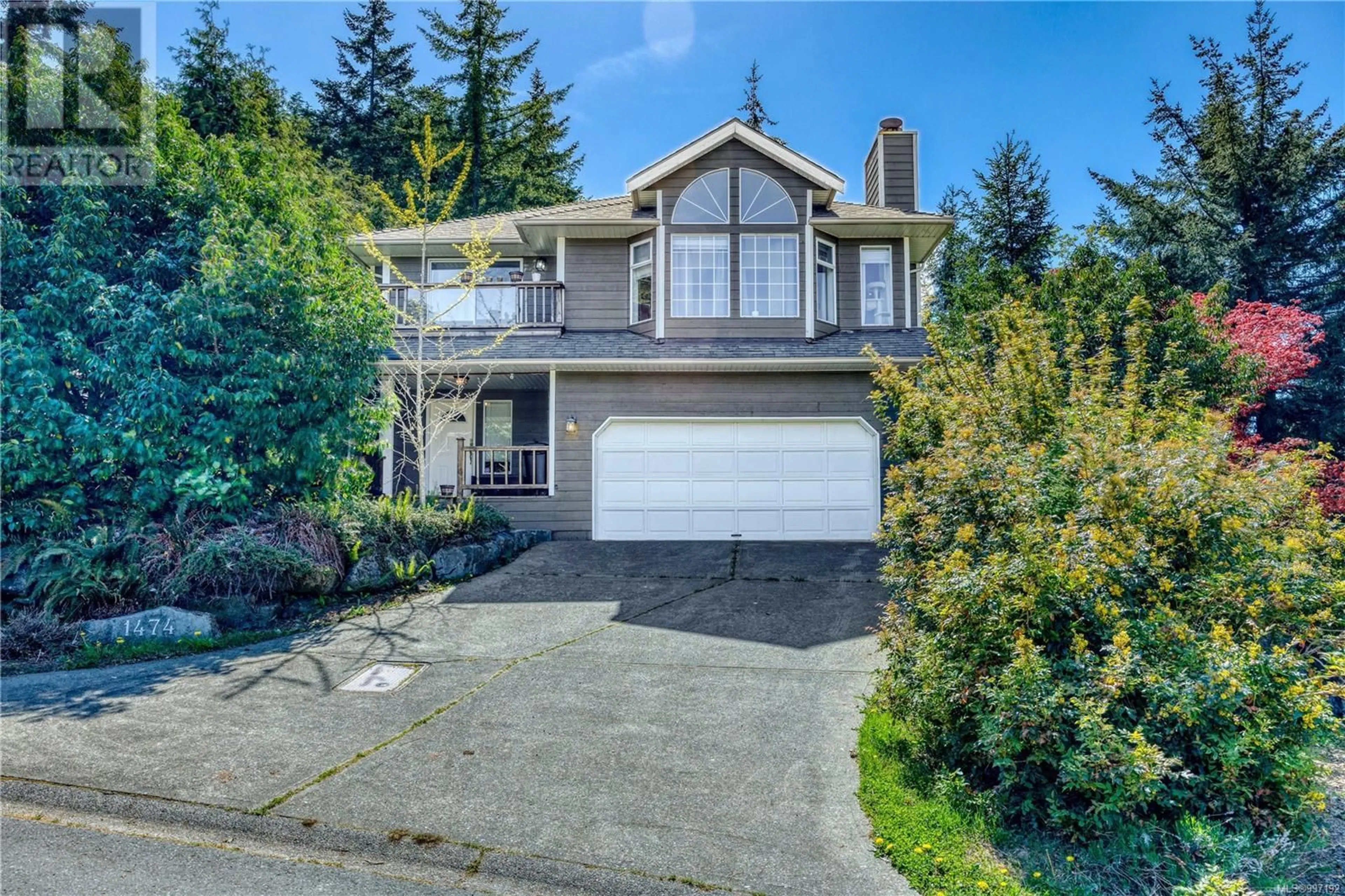 Home with vinyl exterior material, street for 1474 HAIDA ROAD, Duncan British Columbia V9L1M4