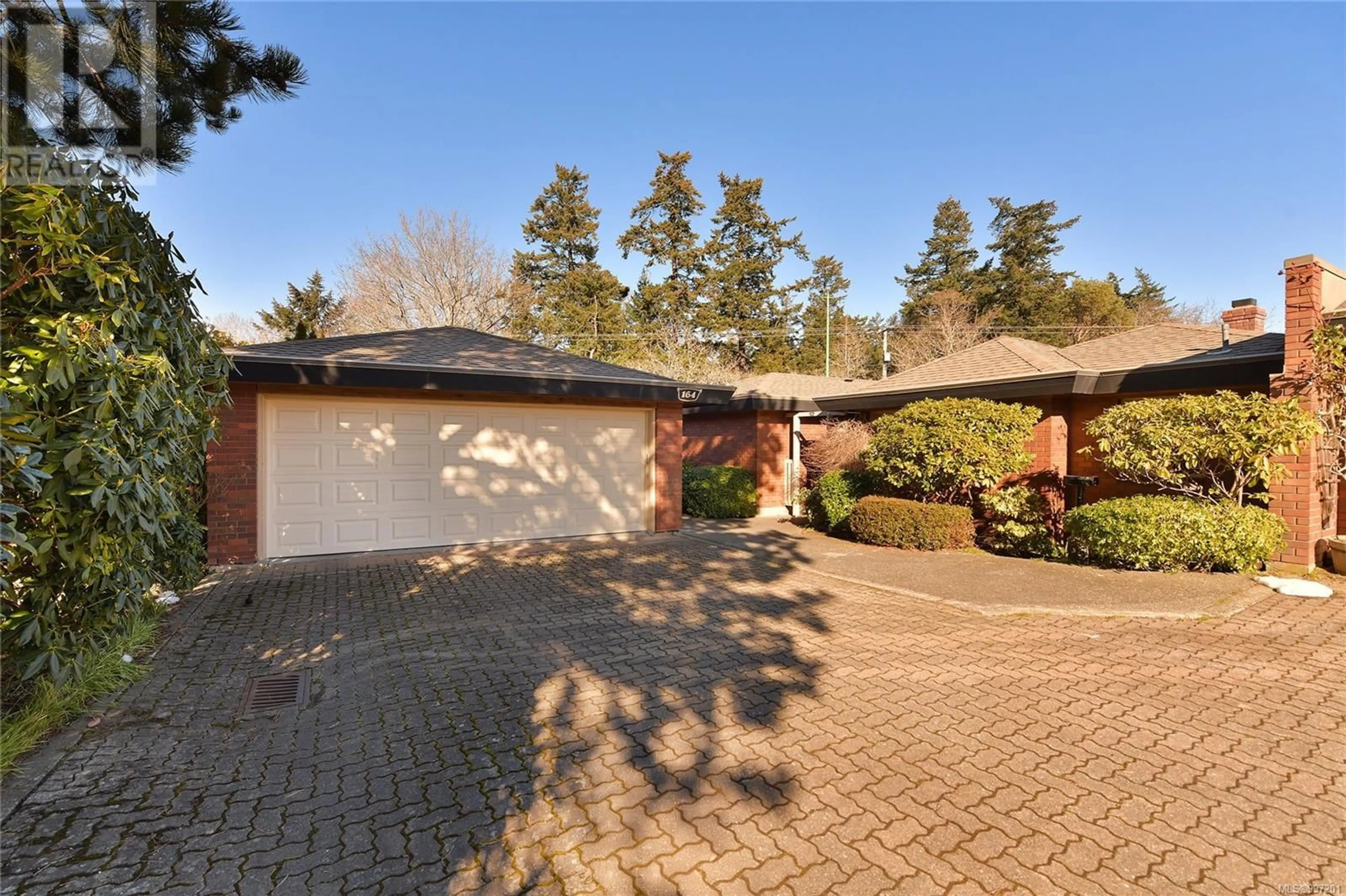 A pic from outside/outdoor area/front of a property/back of a property/a pic from drone, street for 164 - 2345 CEDAR HILL CROSS ROAD, Oak Bay British Columbia V8P5M8