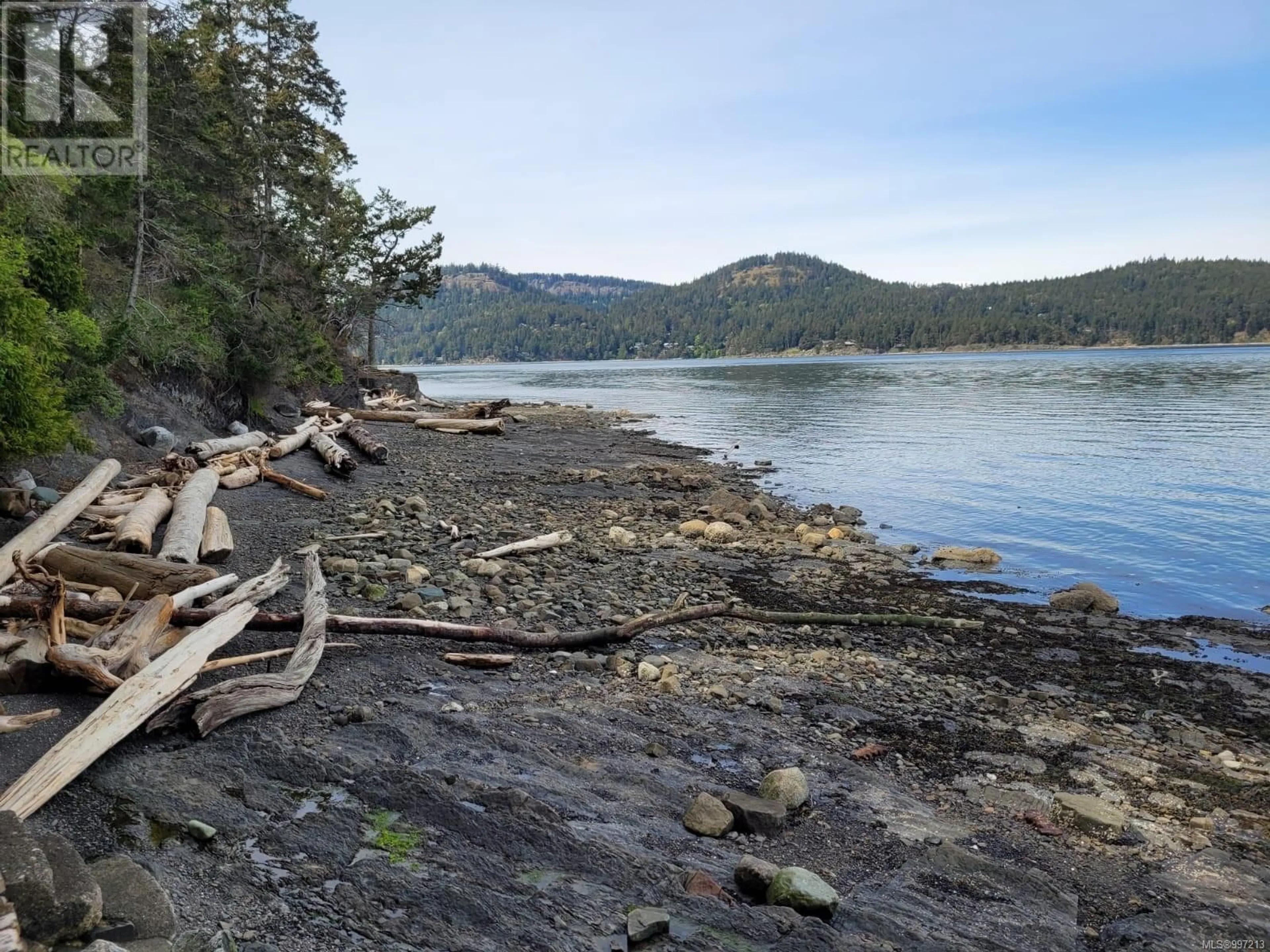 Blurry image for 4218 ARMADALE ROAD, Pender Island British Columbia V0N2M1