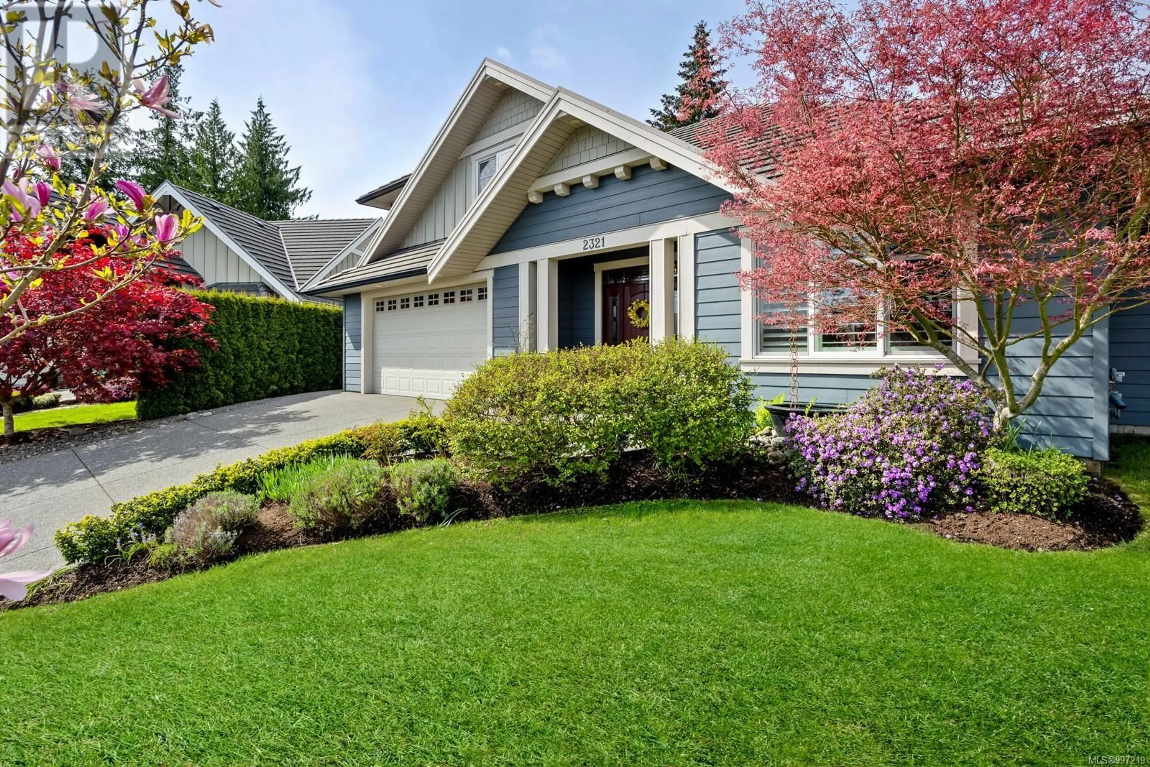 Home with vinyl exterior material, street for 2321 YORKSHIRE PLACE, Courtenay British Columbia V9N4A2