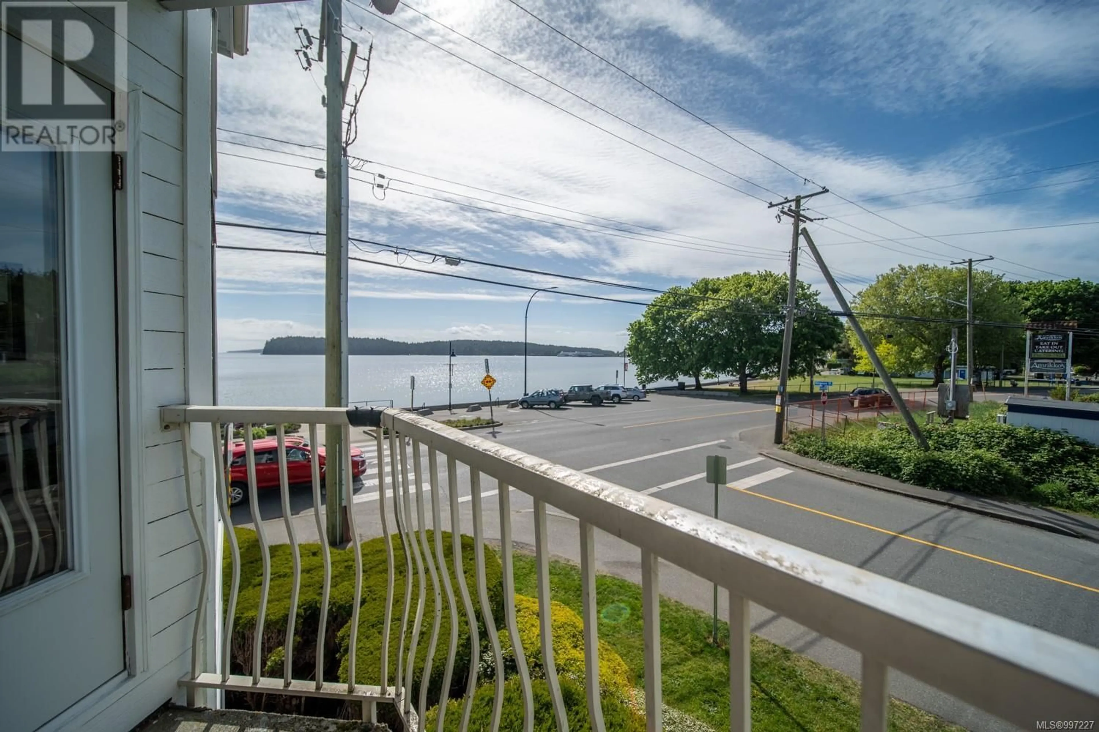Patio, water/lake/river/ocean view for 207 - 2815 DEPARTURE BAY ROAD, Nanaimo British Columbia V9S5P4