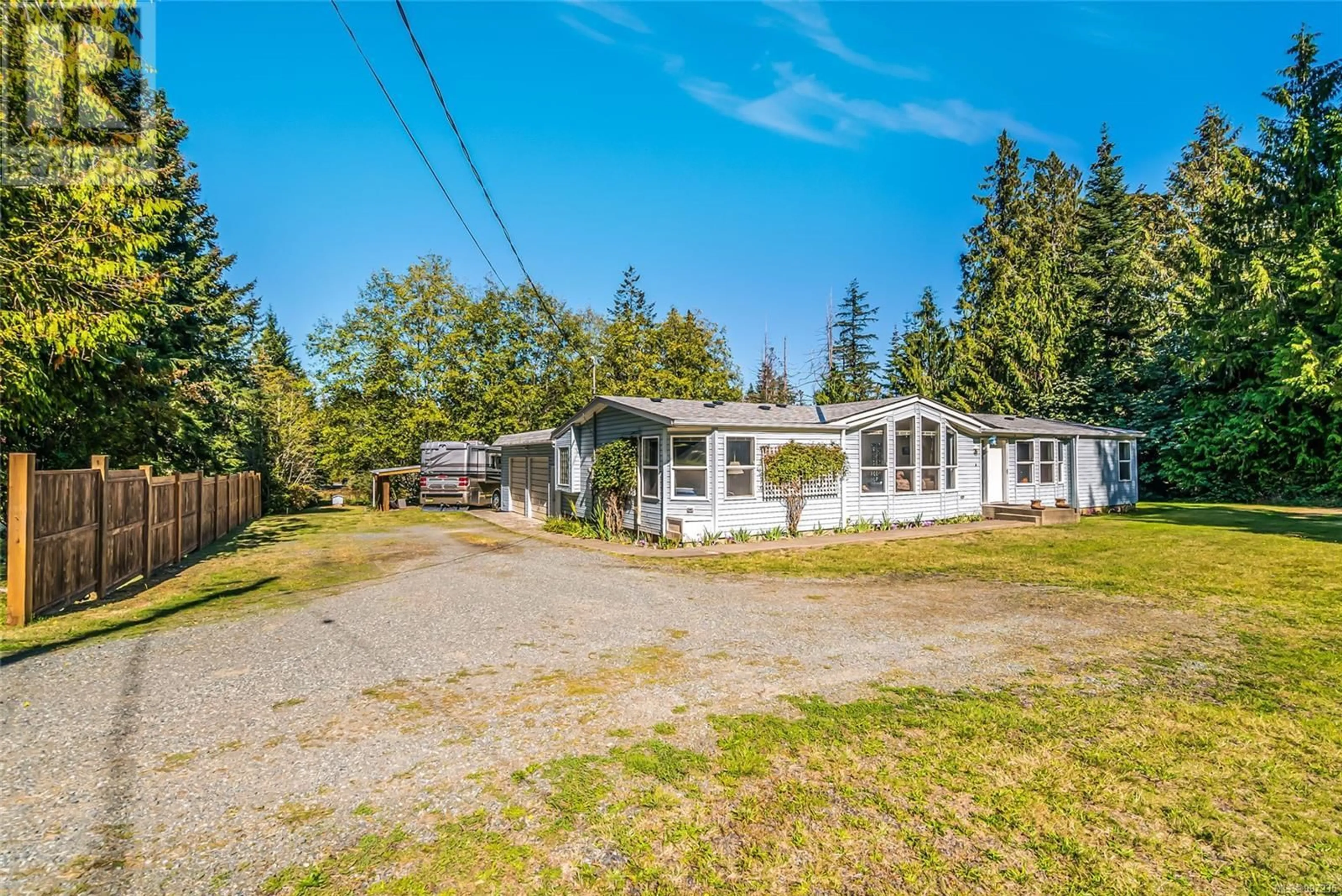 A pic from outside/outdoor area/front of a property/back of a property/a pic from drone, unknown for 1122 POPHAM ROAD, Parksville British Columbia V9T2T3