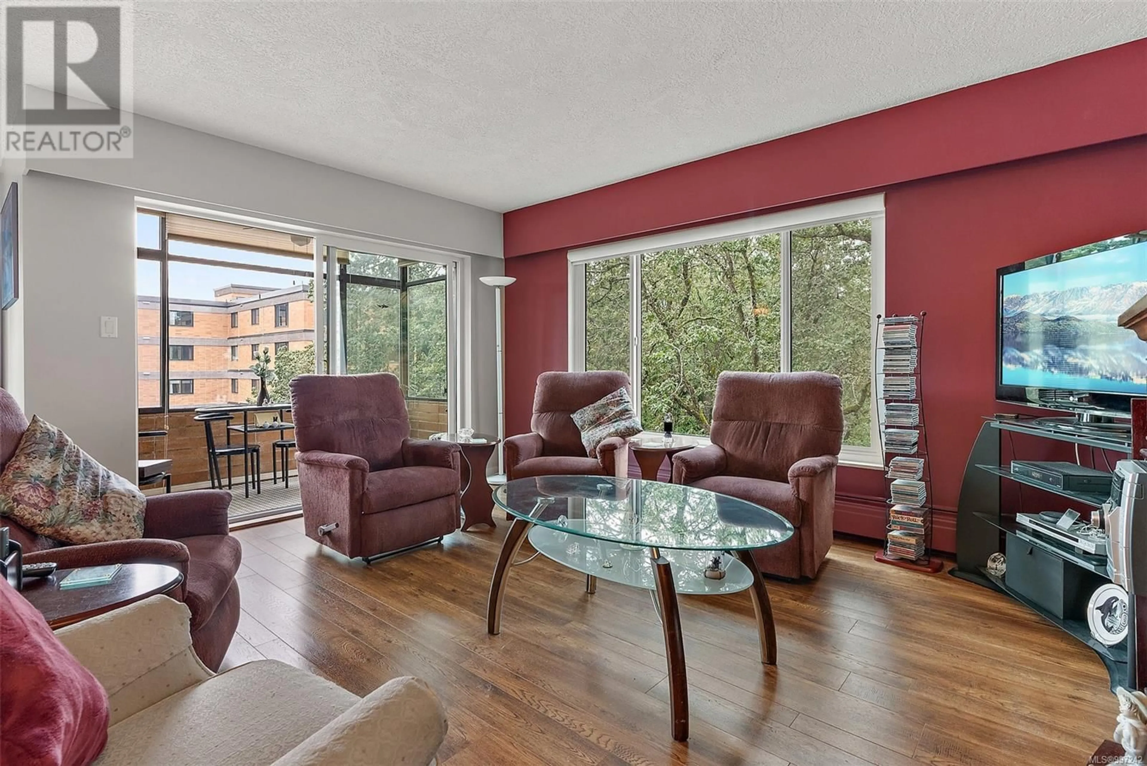 Living room with furniture, unknown for 404 - 2920 COOK STREET, Victoria British Columbia V8T3S7