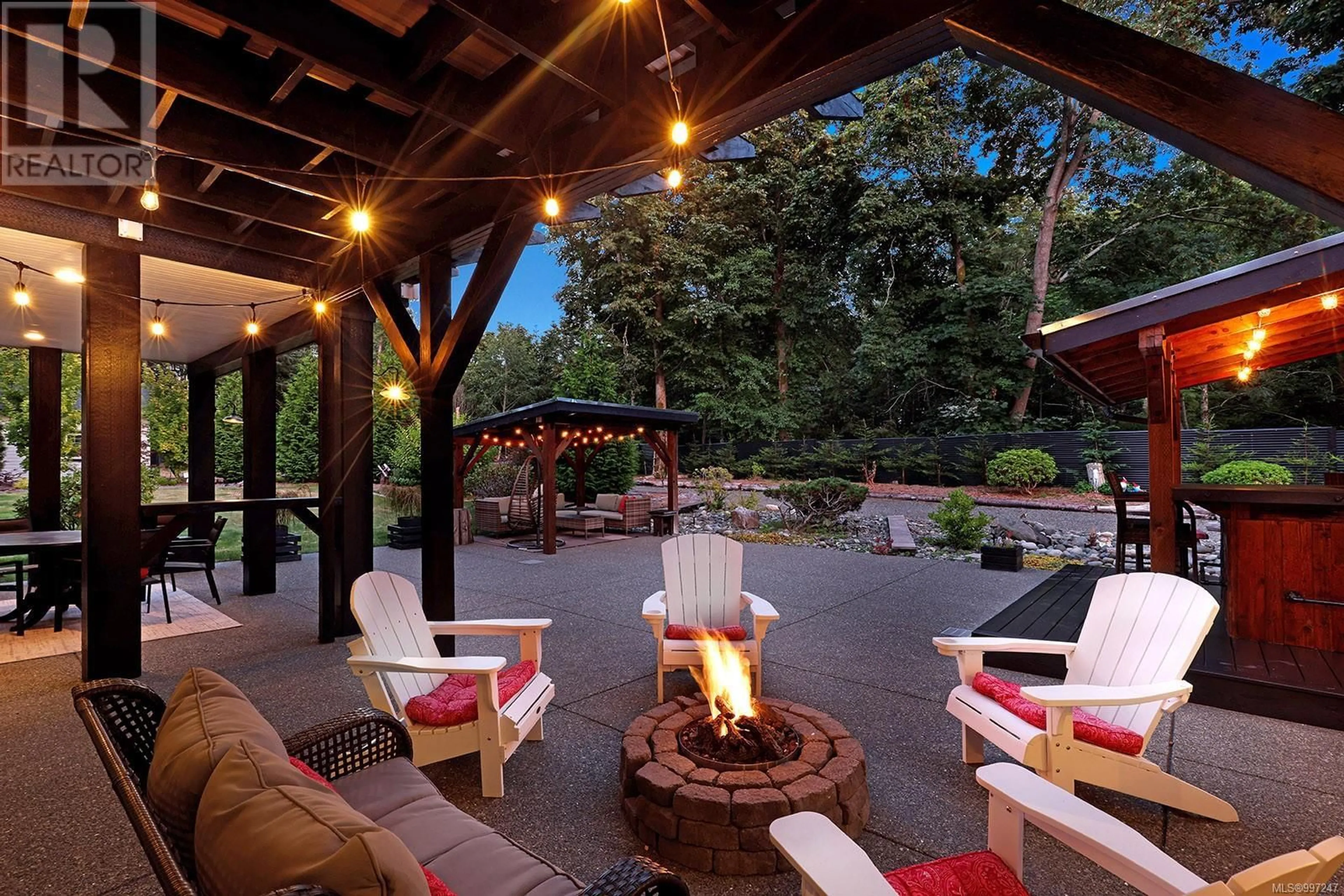 Patio, unknown for 1710 KINCORA GROVE, Comox British Columbia V9M4C5