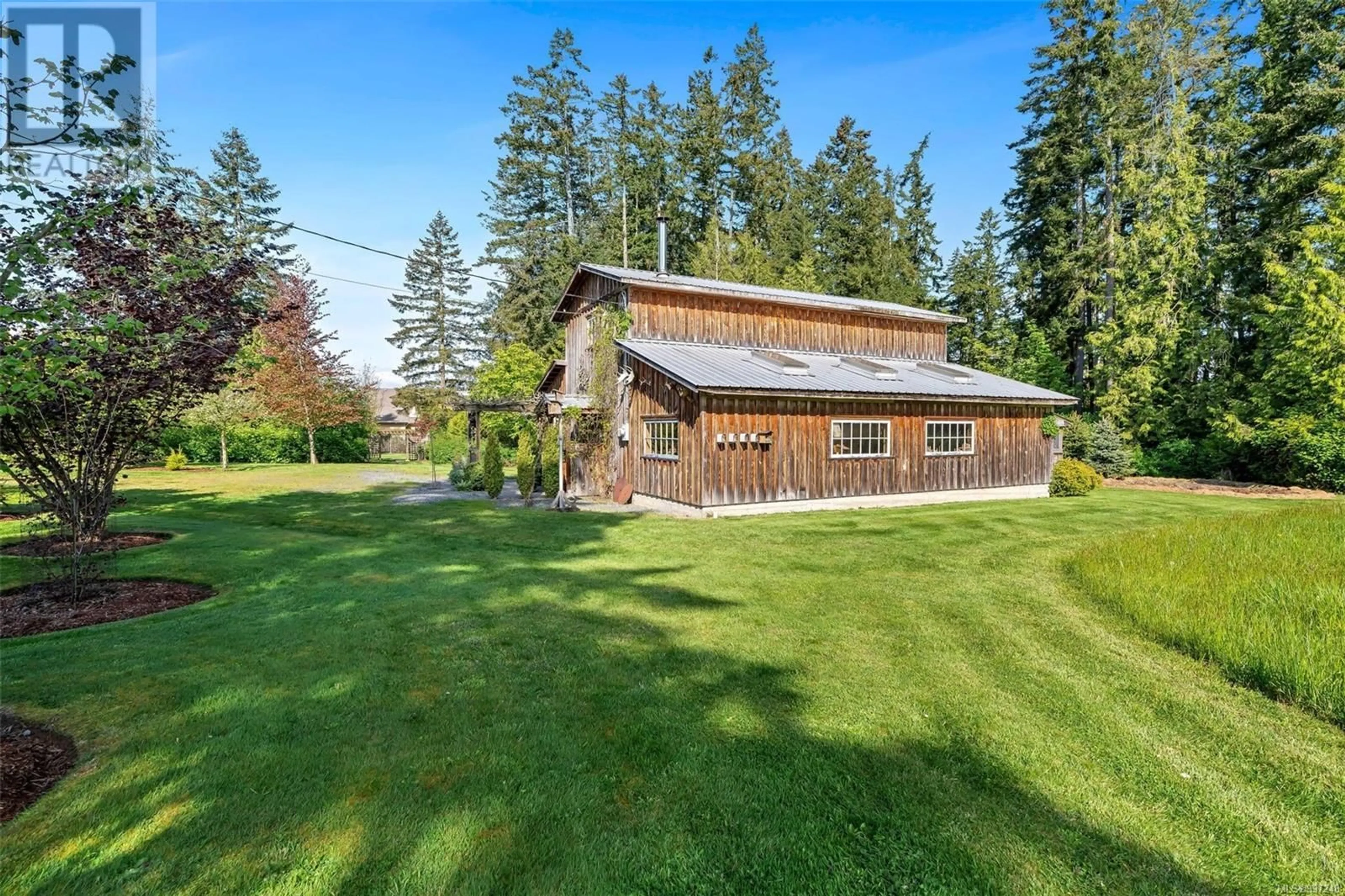 A pic from outside/outdoor area/front of a property/back of a property/a pic from drone, unknown for 4731 WILSON ROAD, Duncan British Columbia V9L6L6
