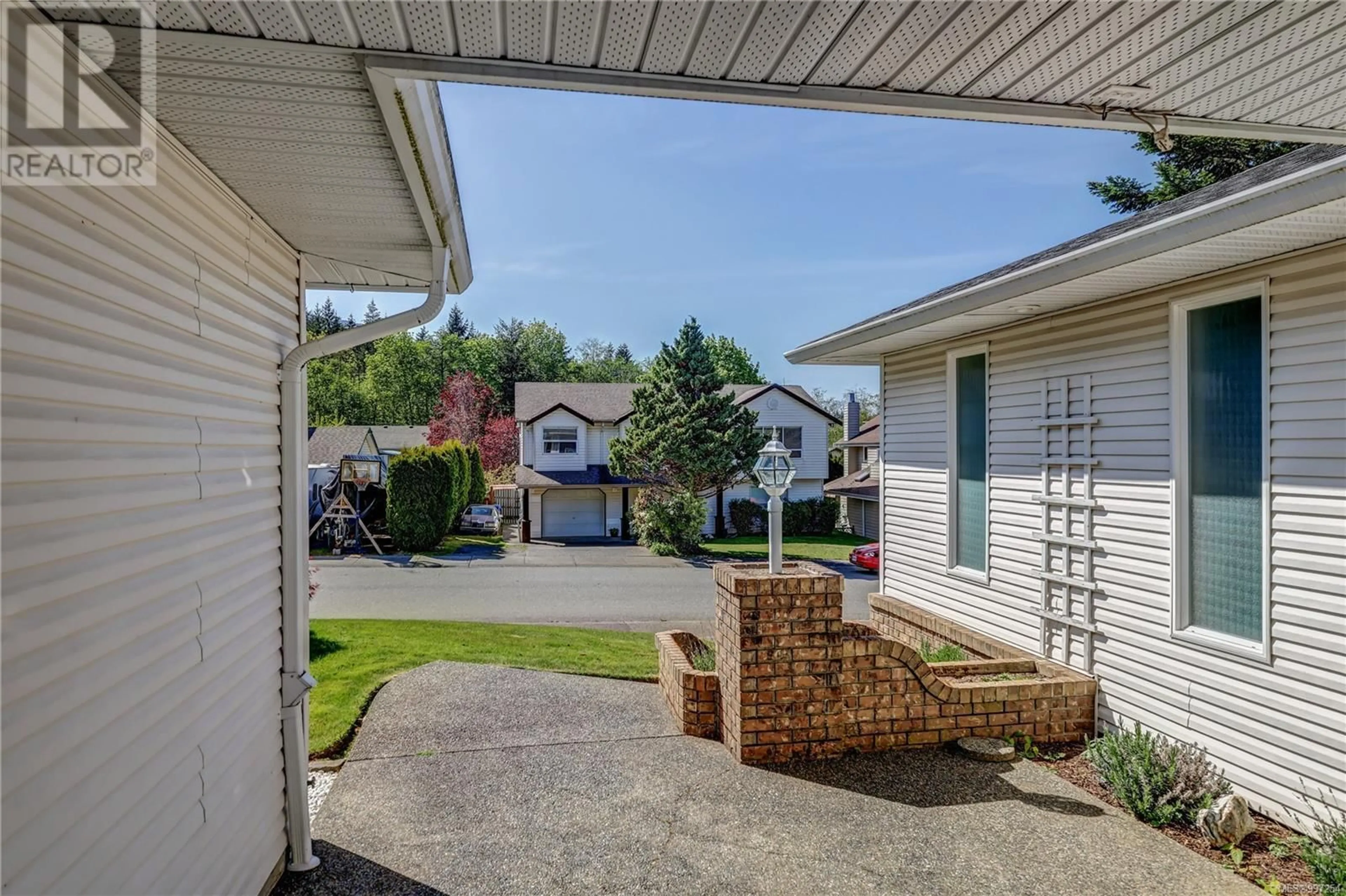 Unknown for 2377 WESTHILL PLACE, Nanaimo British Columbia V9R6M9