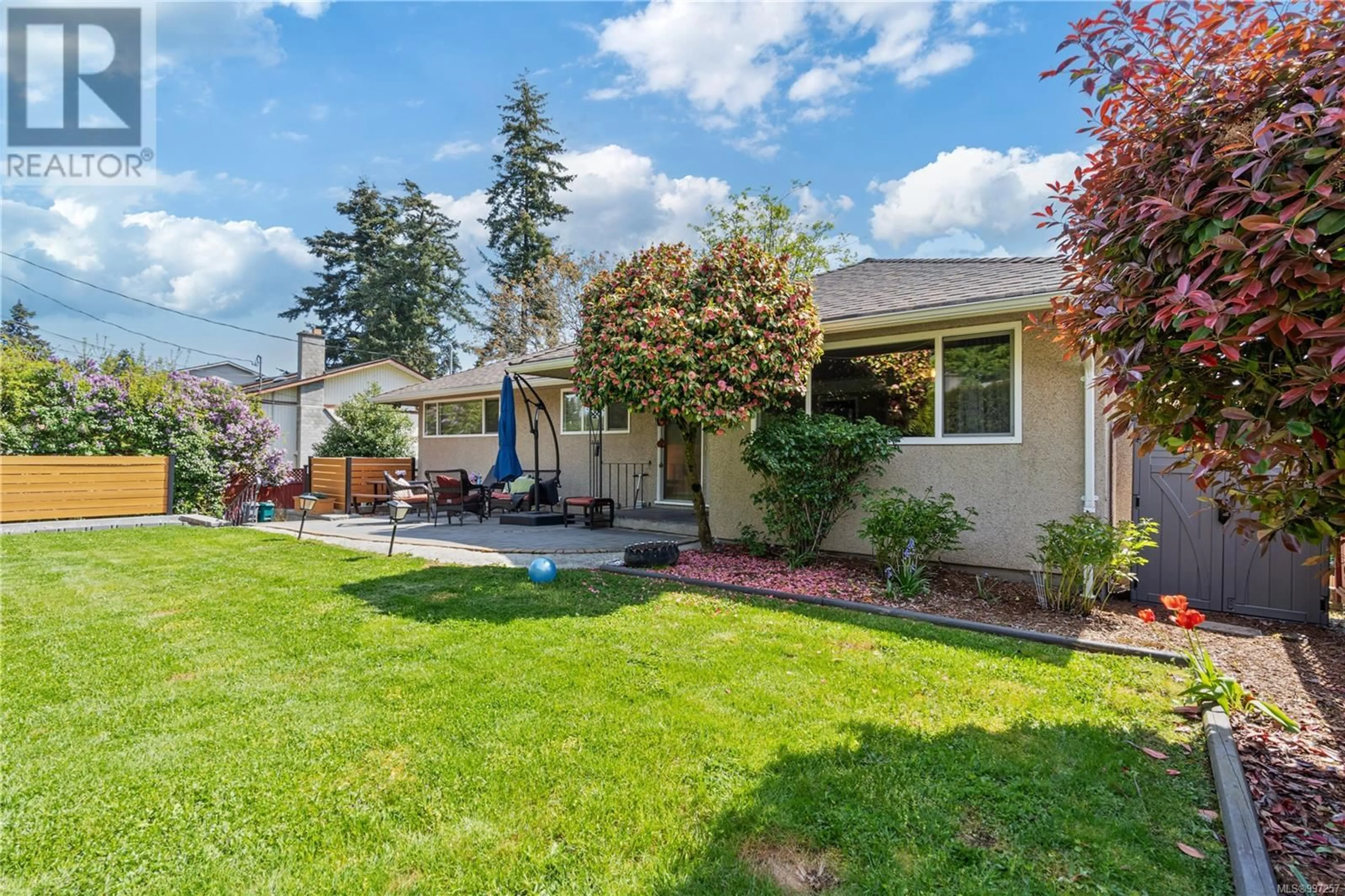 Unknown for 104 BURNETT ROAD, View Royal British Columbia V9B4P7