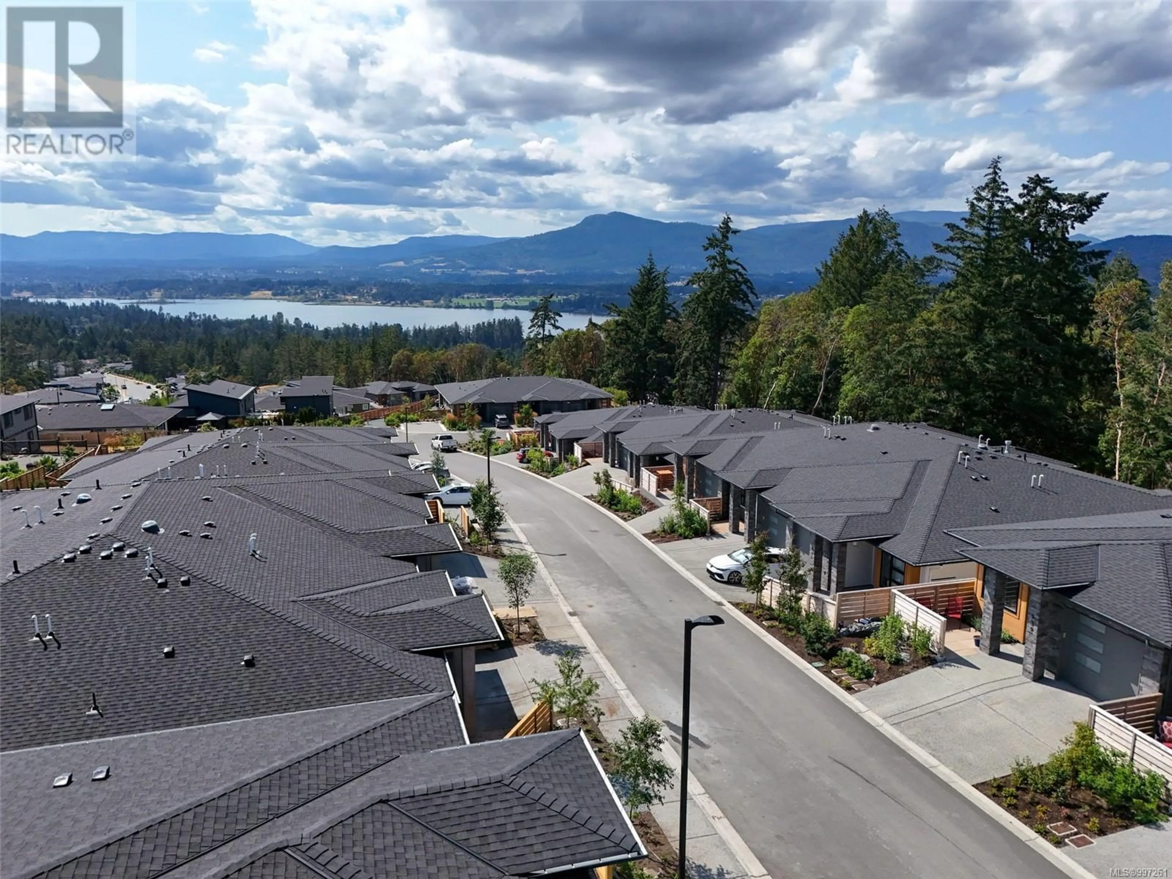 A pic from outside/outdoor area/front of a property/back of a property/a pic from drone, mountain view for 113 - 1234 VIEWTOP ROAD, Duncan British Columbia V9L0H7