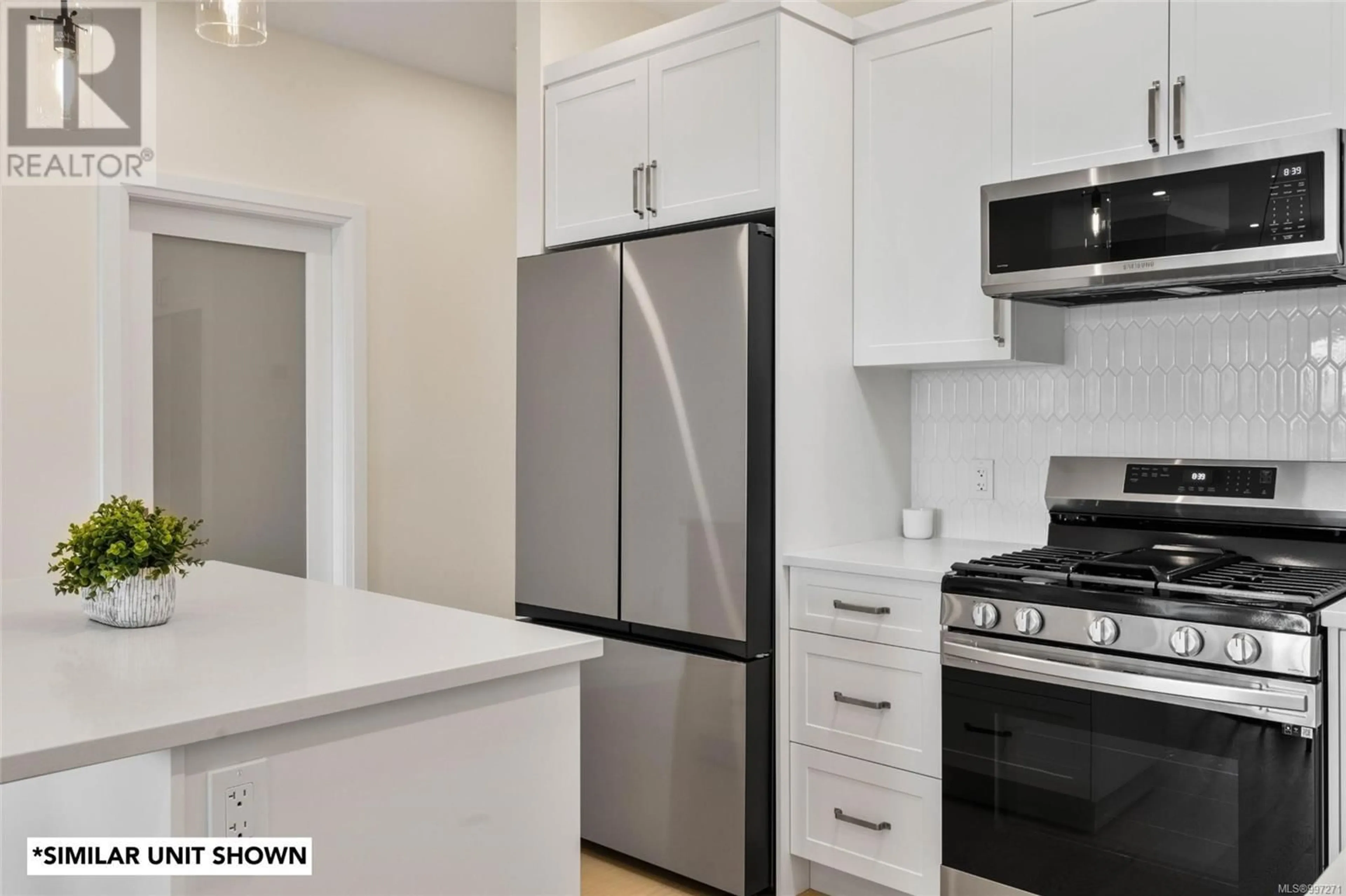 Standard kitchen, unknown for 117 - 1234 VIEWTOP ROAD, Duncan British Columbia V9L0H7