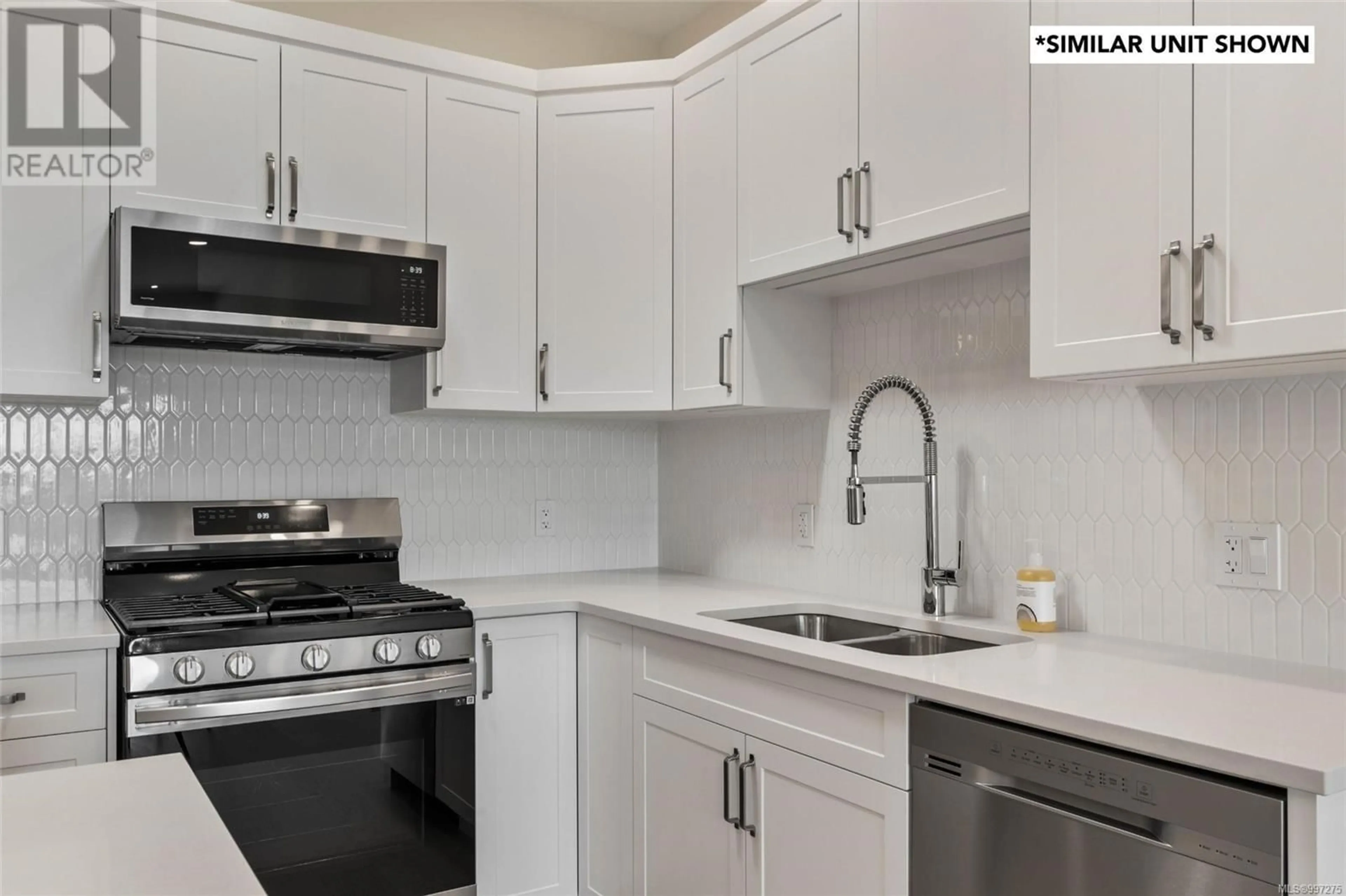 Standard kitchen, ceramic/tile floor for 119 - 1234 VIEWTOP ROAD, Duncan British Columbia V9L0H7