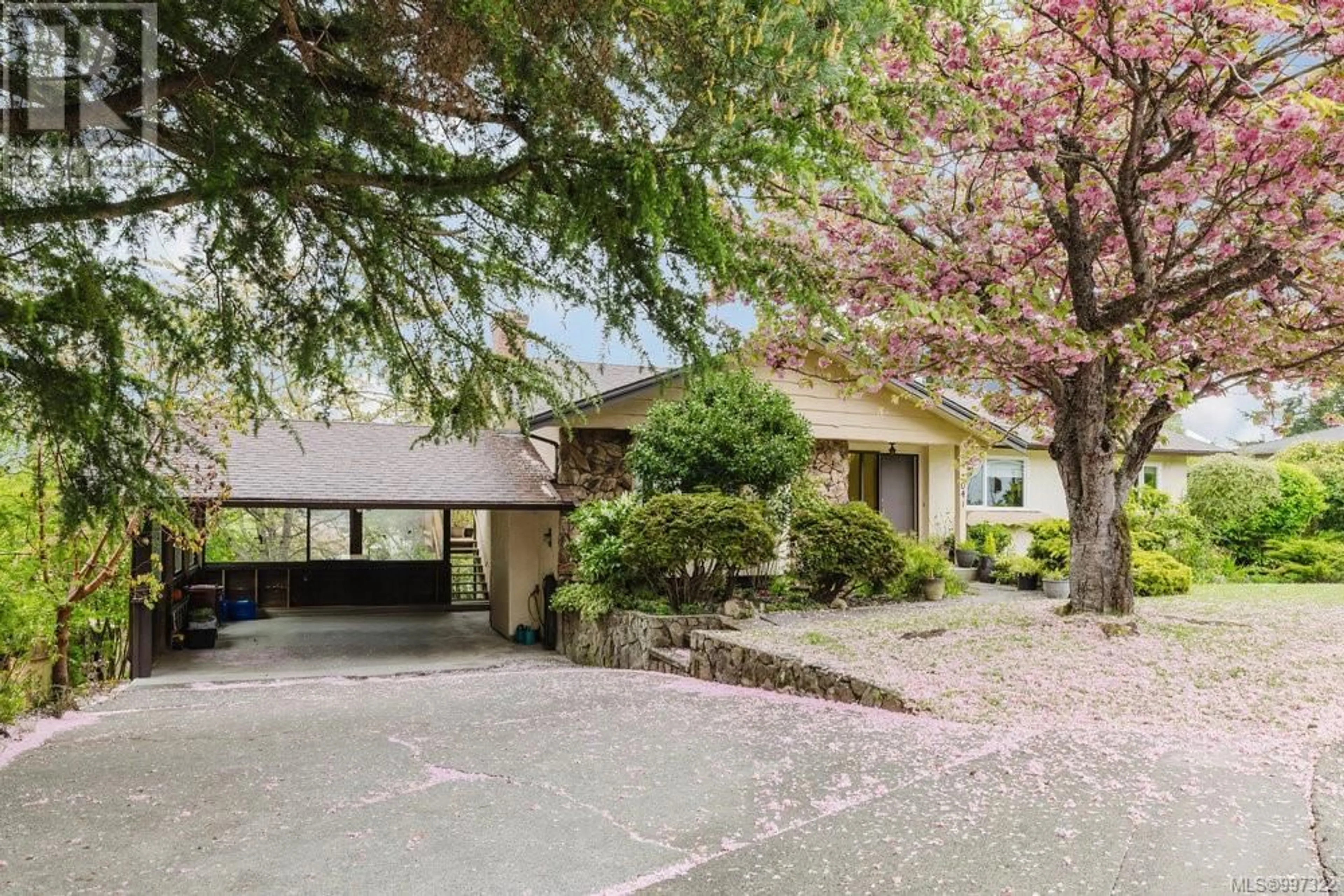 Unknown for 7041 TAMARIN PLACE, Central Saanich British Columbia V8M1G6
