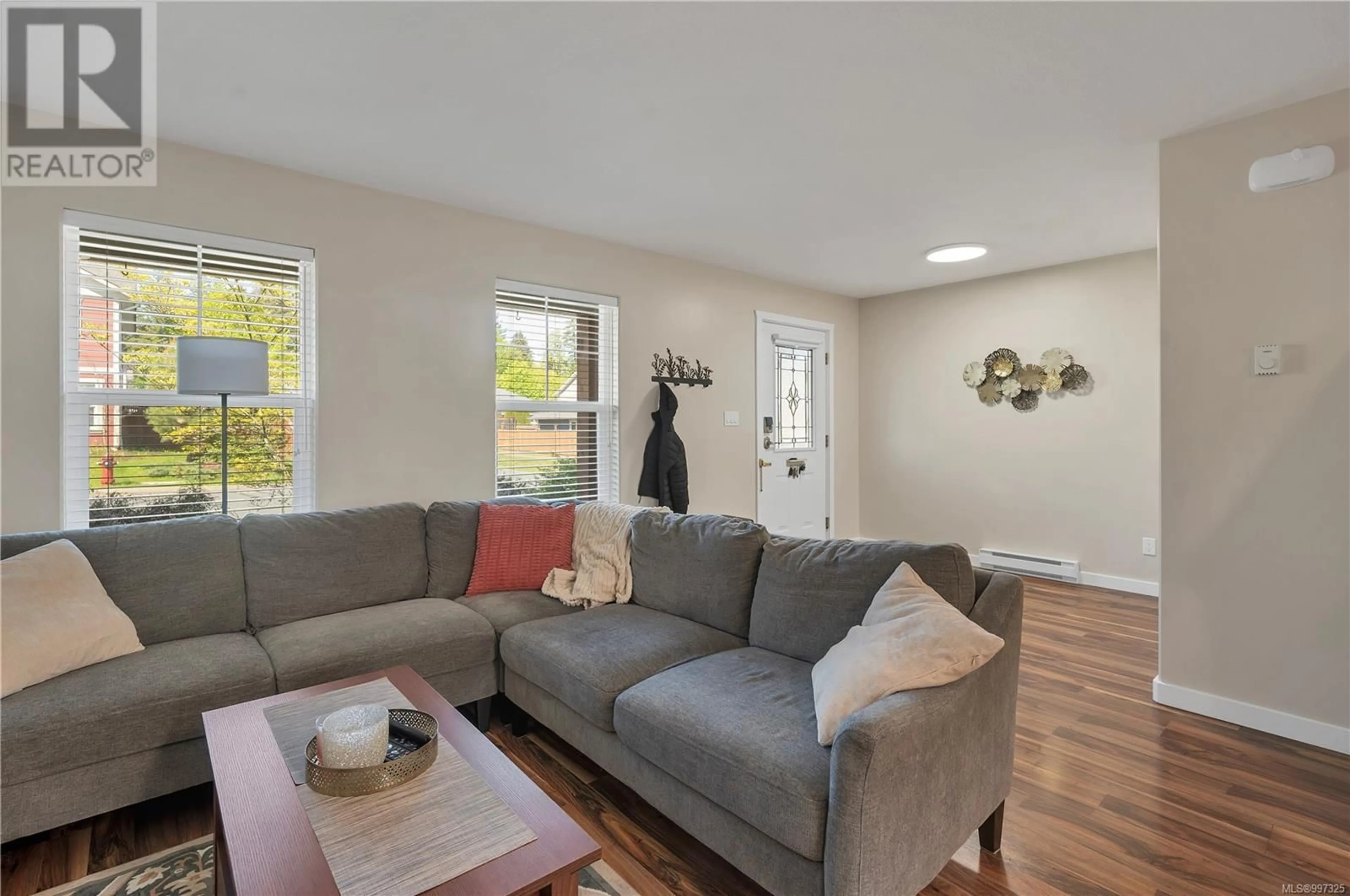 Living room with furniture, unknown for 9 - 1120 EVERGREEN ROAD, Campbell River British Columbia V9W0B1