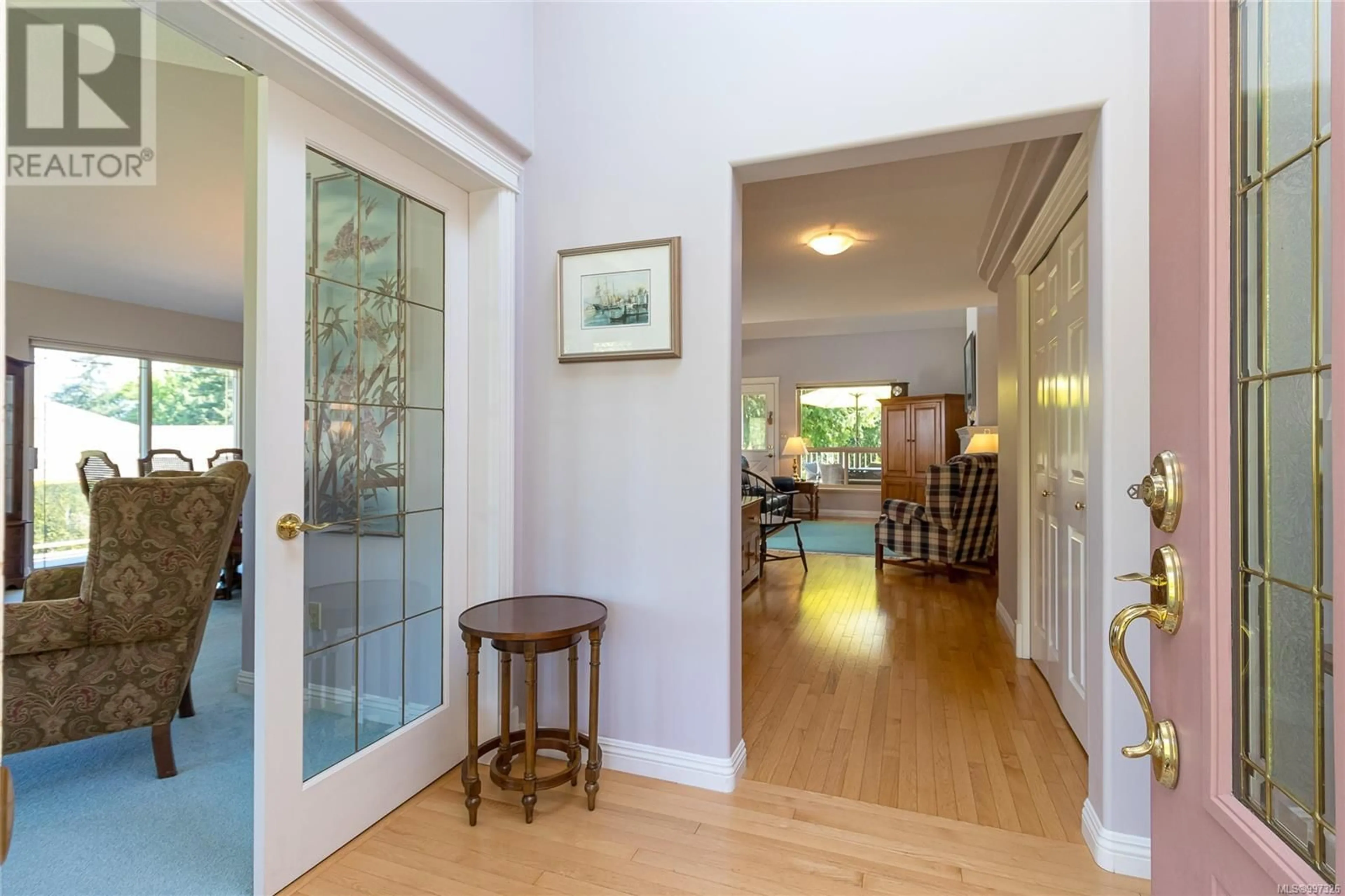 Indoor foyer for 11059 FINCH PLACE, Ladysmith British Columbia V9G1Y9