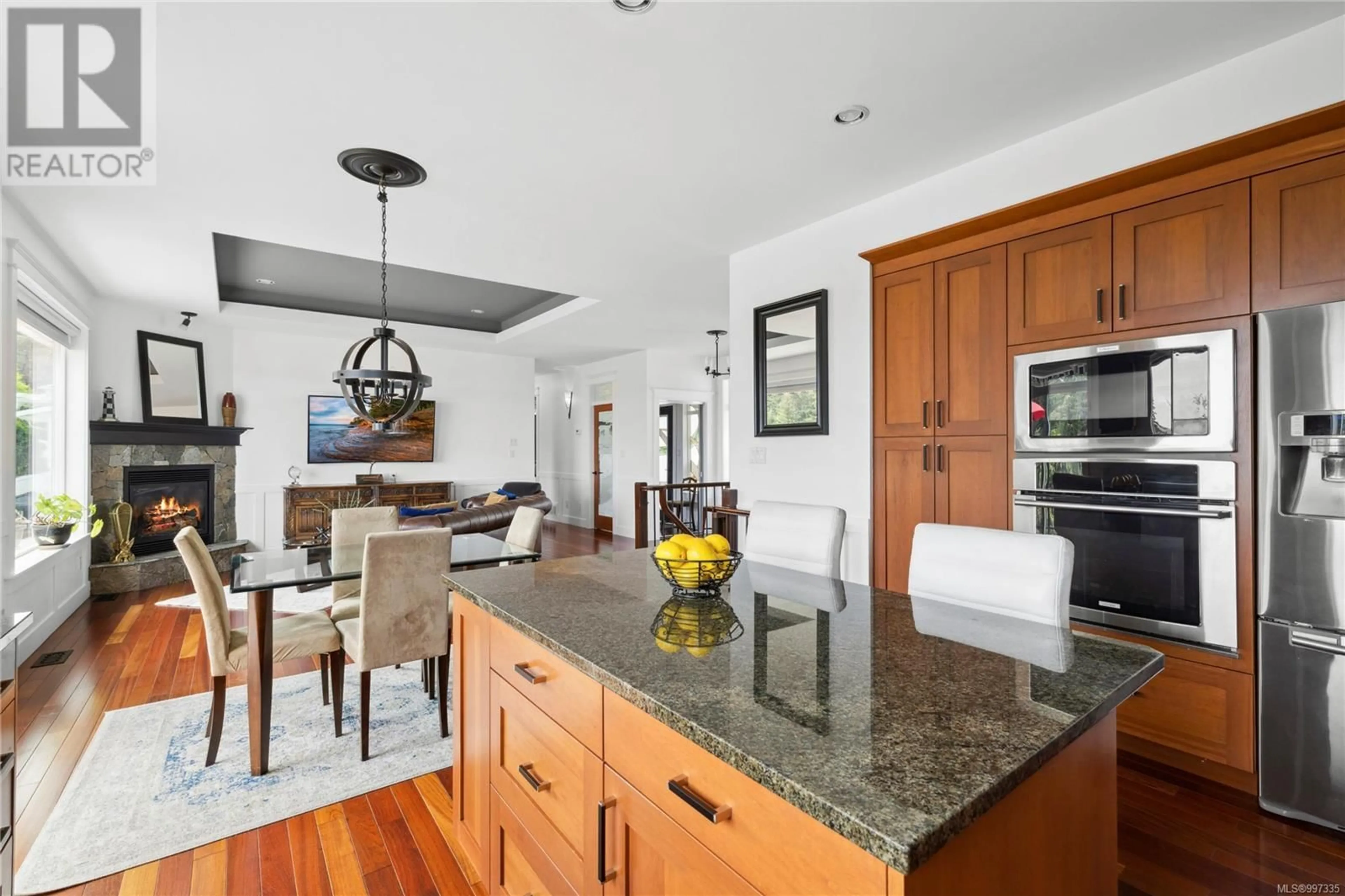 Open concept kitchen, ceramic/tile floor for 210 CONCORDIA PLACE, Nanaimo British Columbia V9R6A9