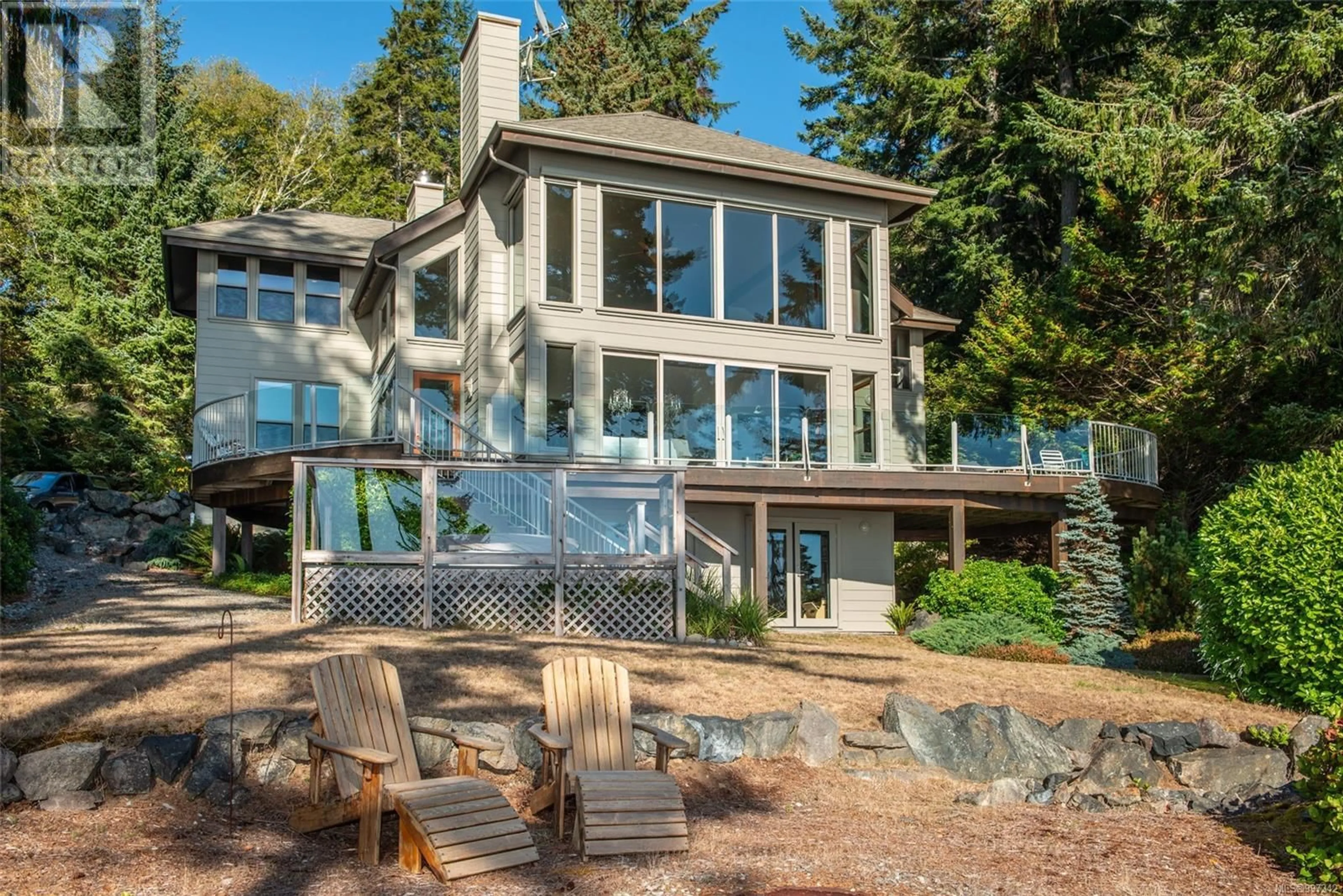 Home with vinyl exterior material, water/lake/river/ocean view for 2564 SEASIDE DRIVE, Sooke British Columbia V9Z1G7