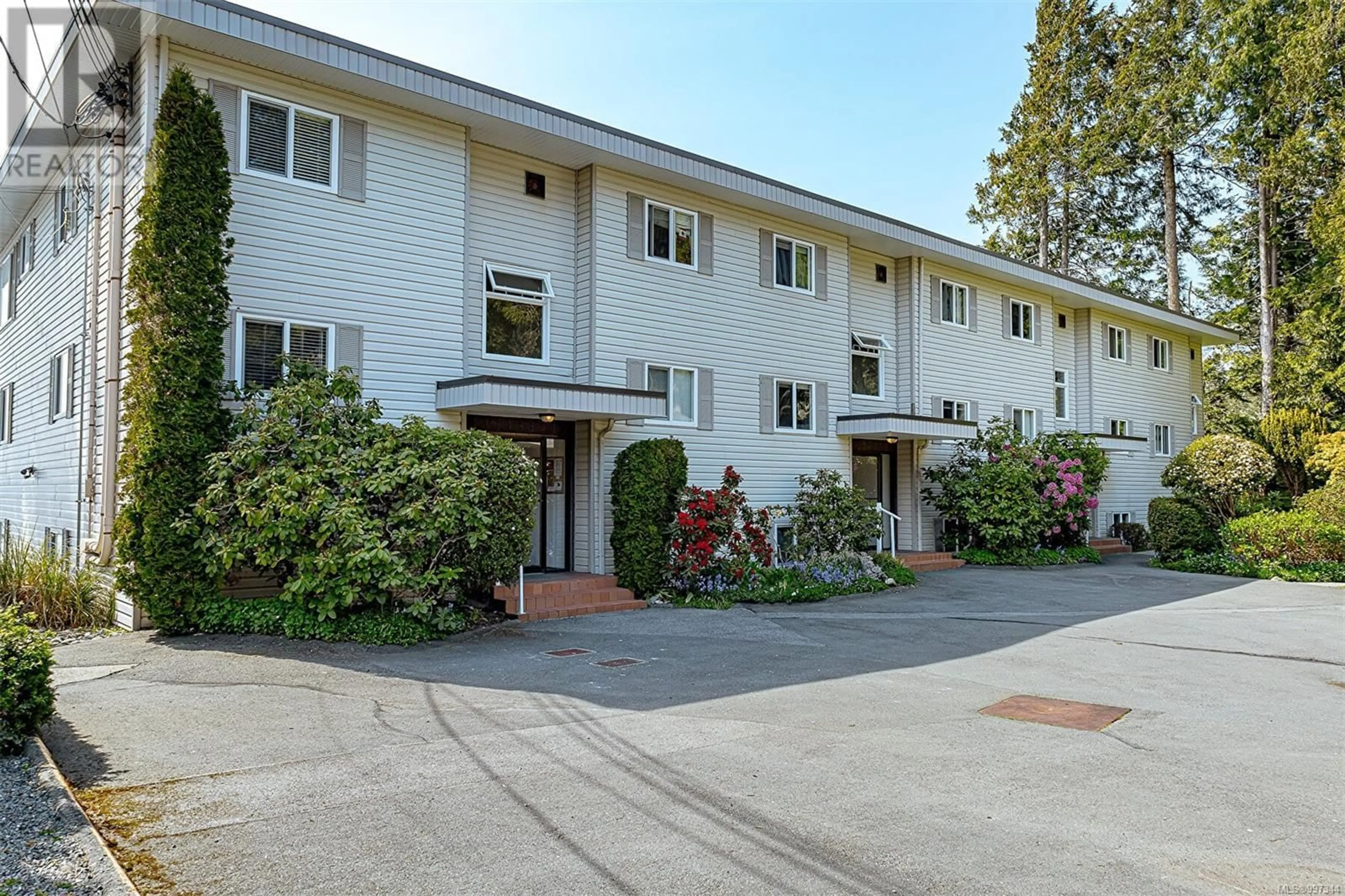 Patio, street for 9 - 1986 GLENIDLE ROAD, Sooke British Columbia V9Z0B1