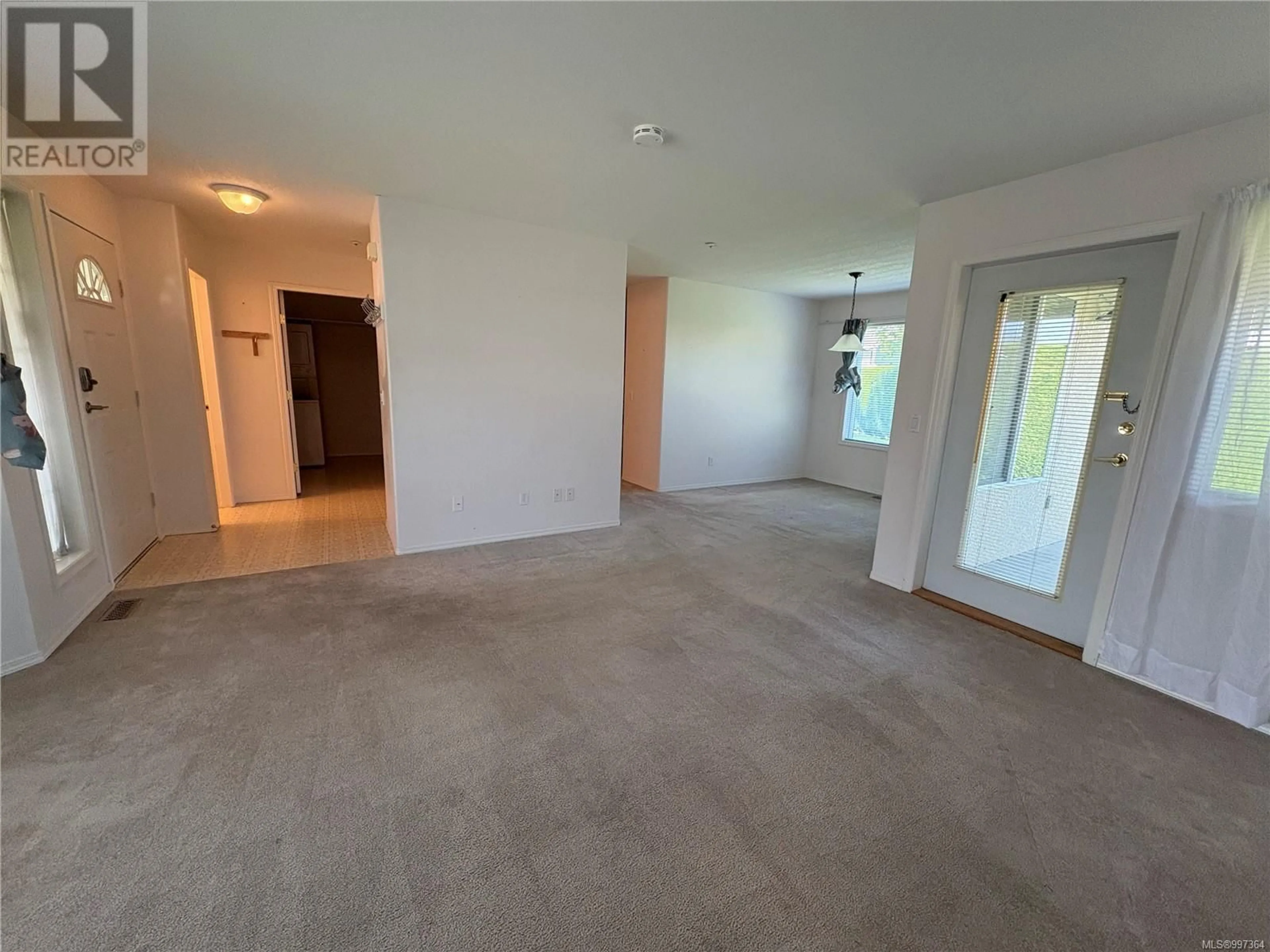 A pic of a room for 5 - 1015 TRUNK ROAD, Duncan British Columbia V9L2S2
