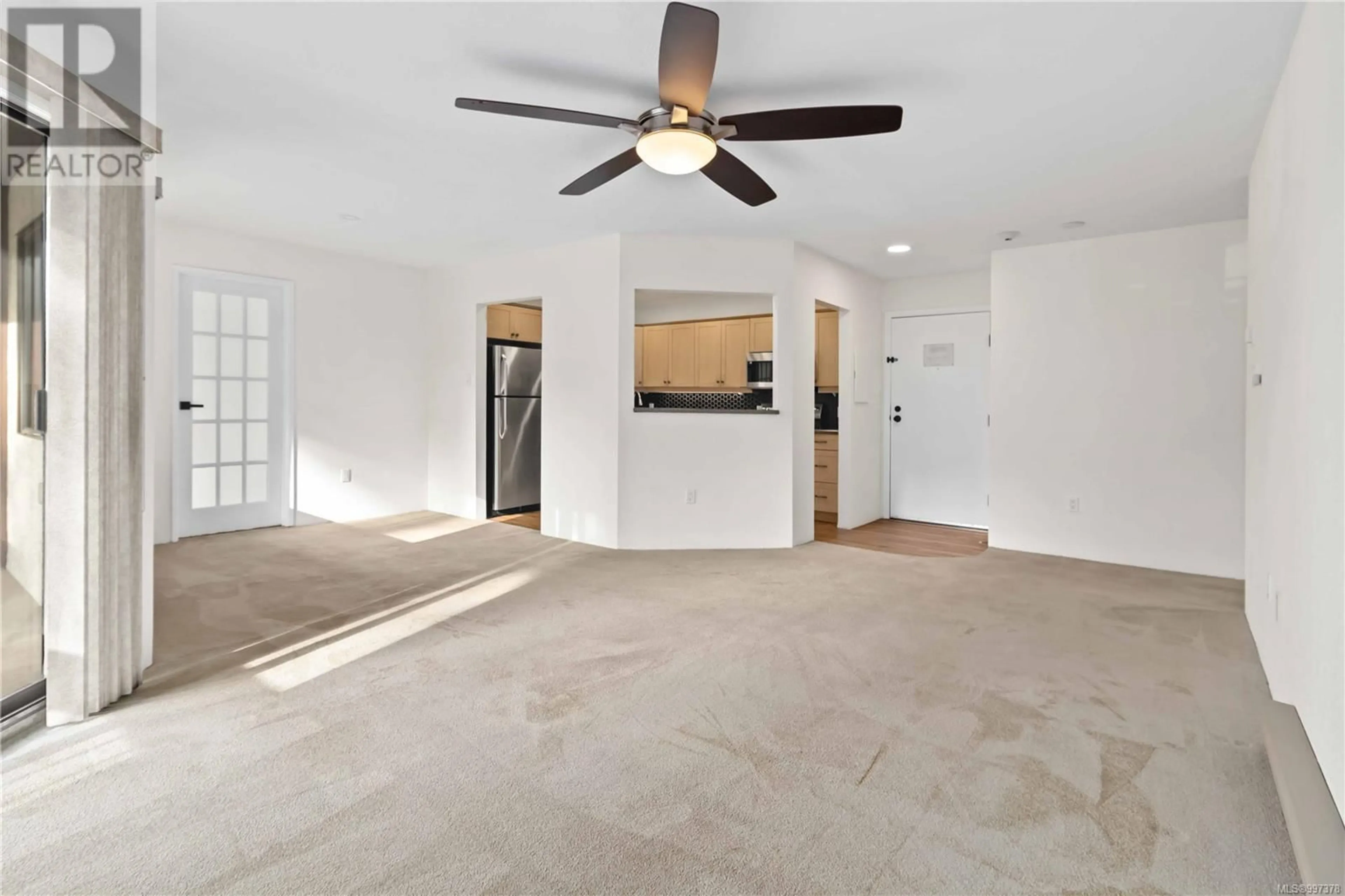 A pic of a room for 410 - 71 GORGE ROAD WEST, Saanich British Columbia V9A1L9