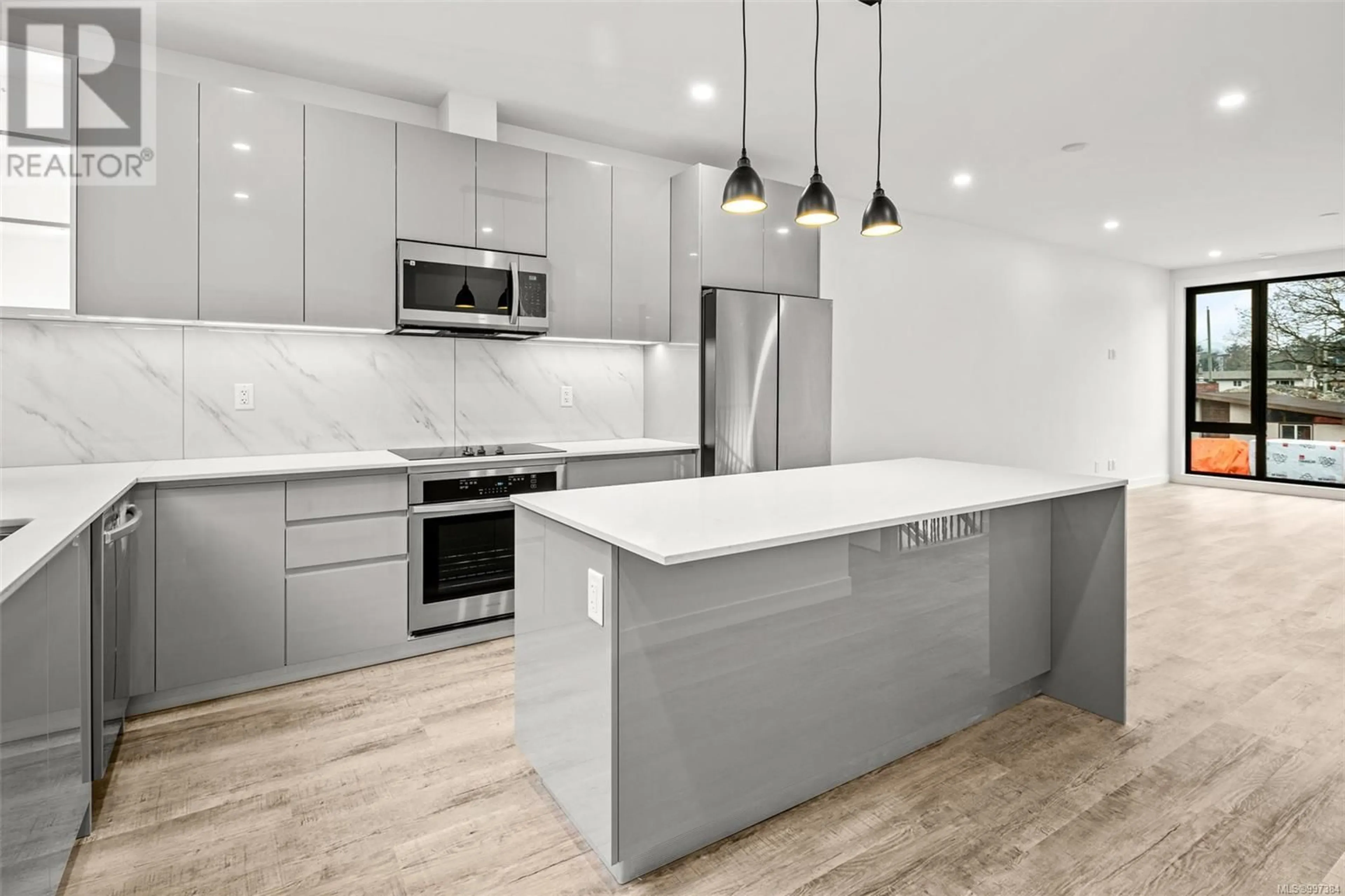 Open concept kitchen, unknown for 109 - 2841 KNOTTY PINE ROAD, Langford British Columbia V9B3Z2
